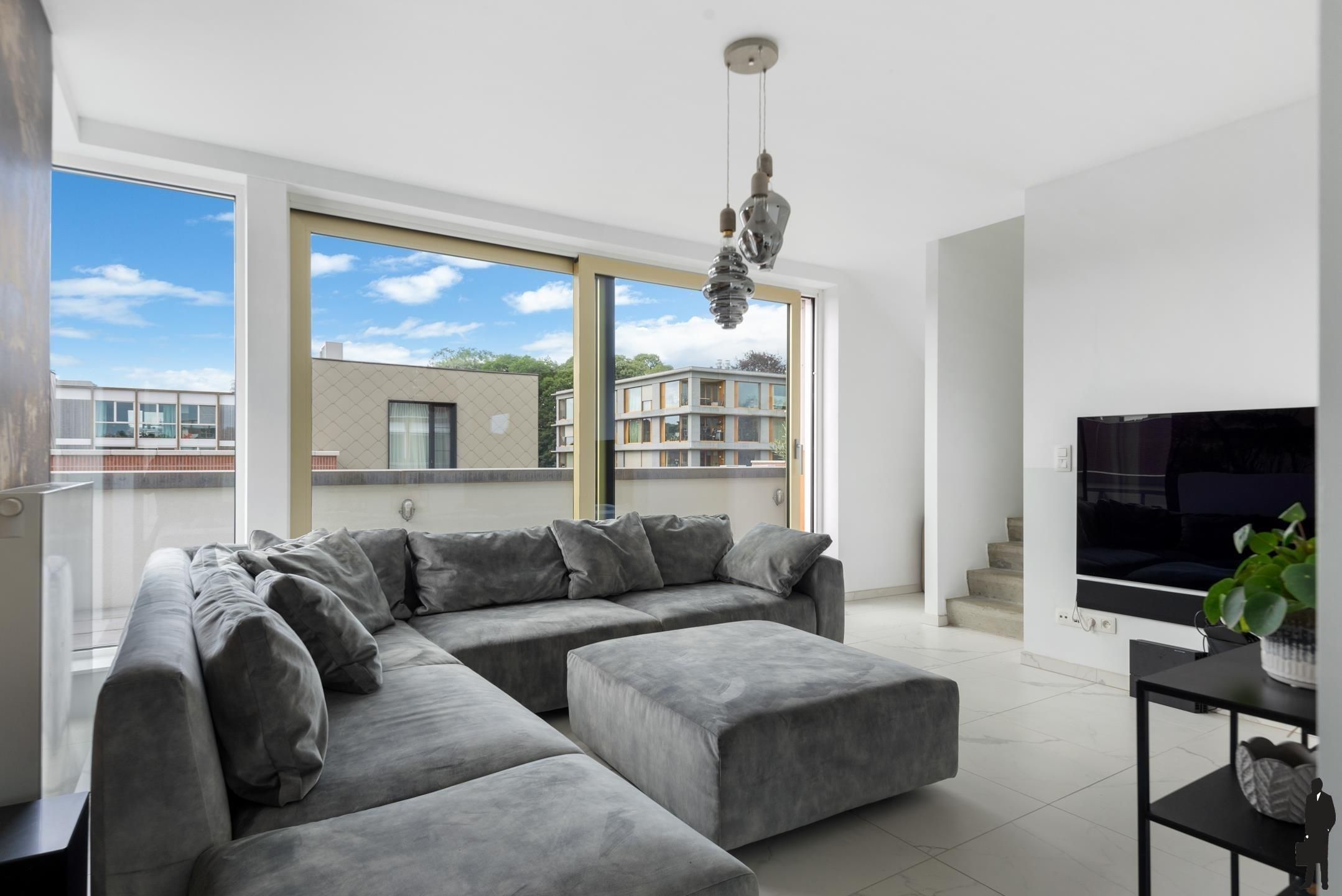 Fantastische duplex met 3 slaapkamers en ruim zonneterras foto 3