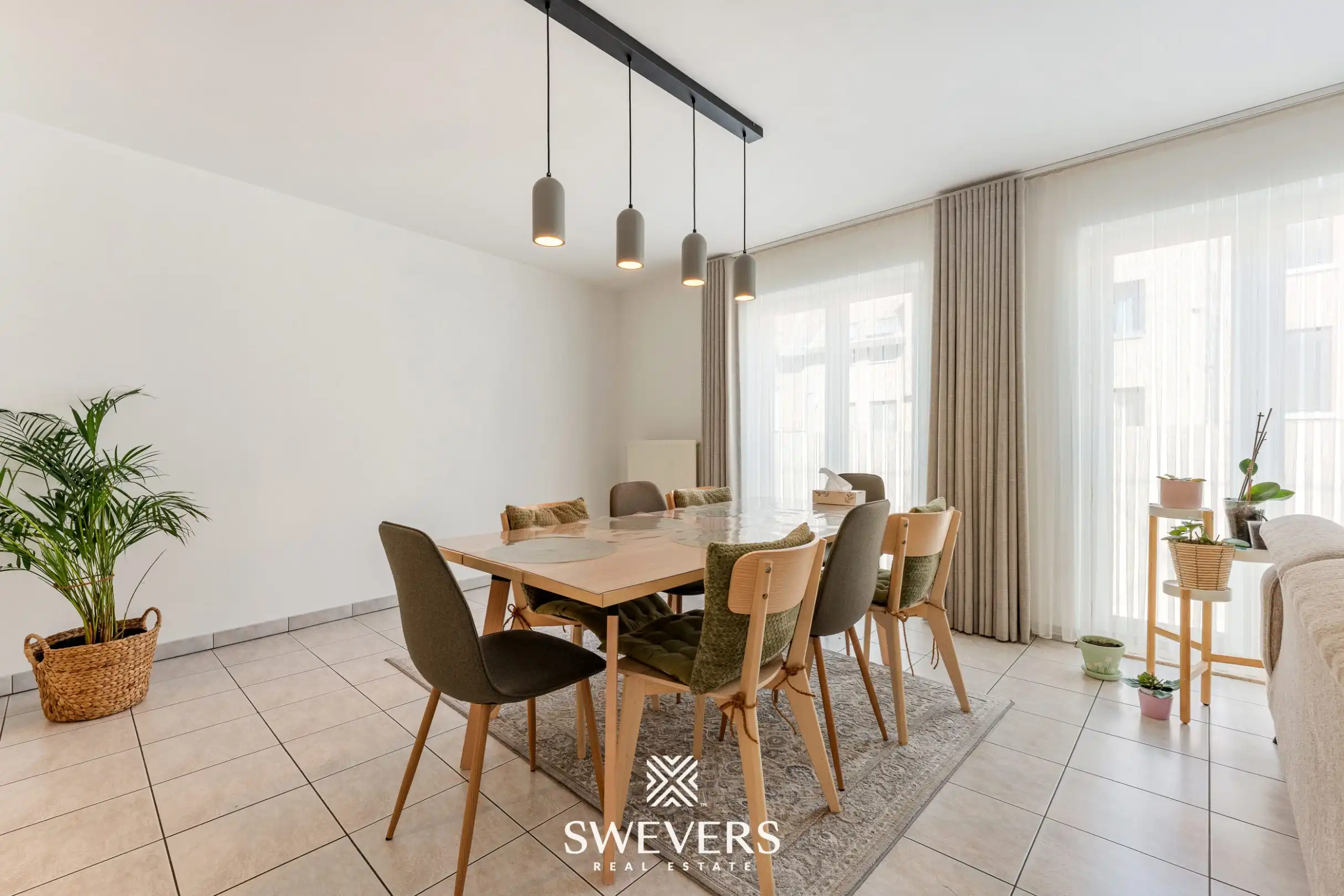 Gerenoveerd 2-slaapkamerappartement met ZW-terras vlak bij Hasselt centrum foto 8