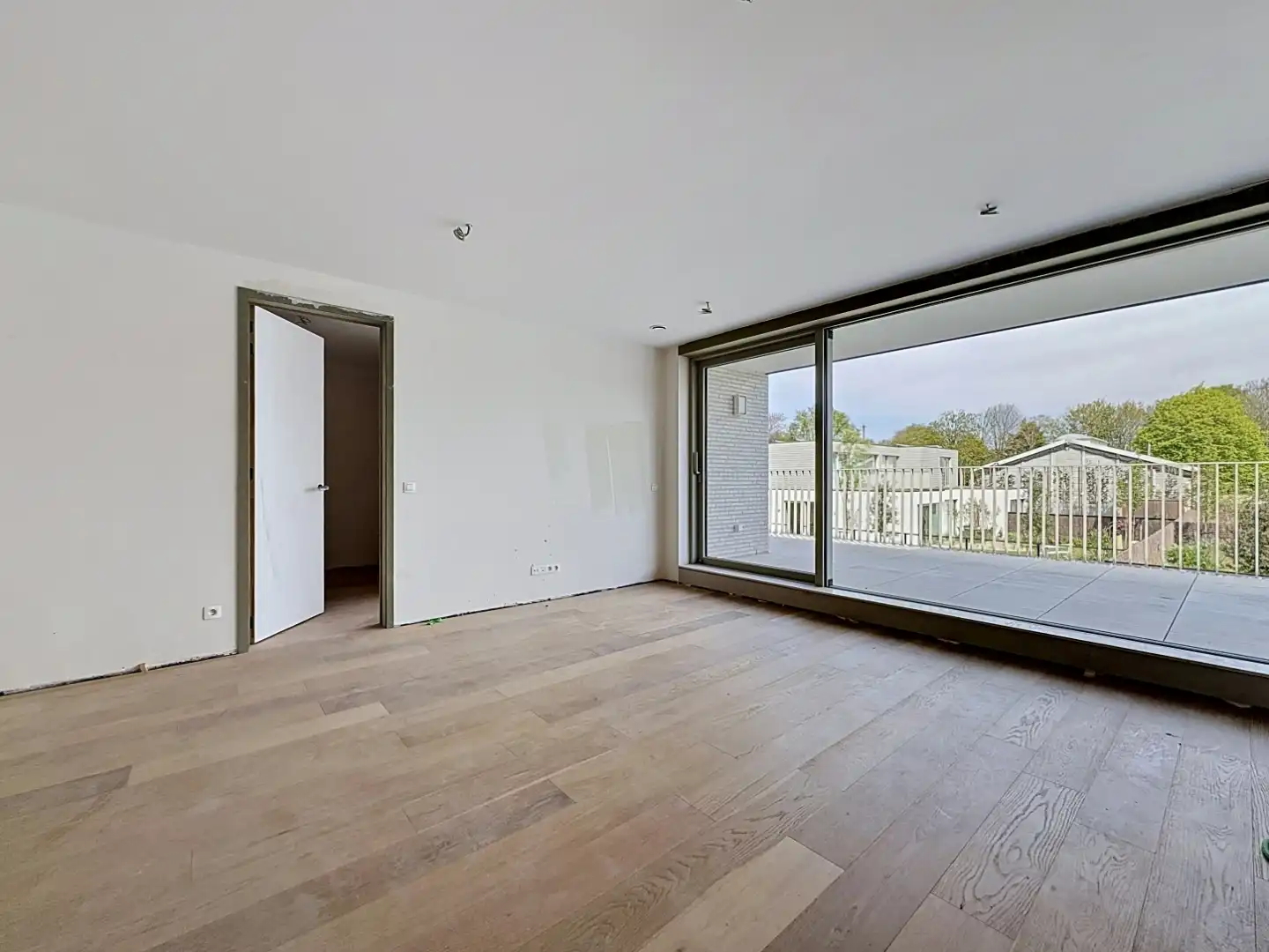 Ruim nieuwbouw appartement te Sint-Idesbald. foto 4