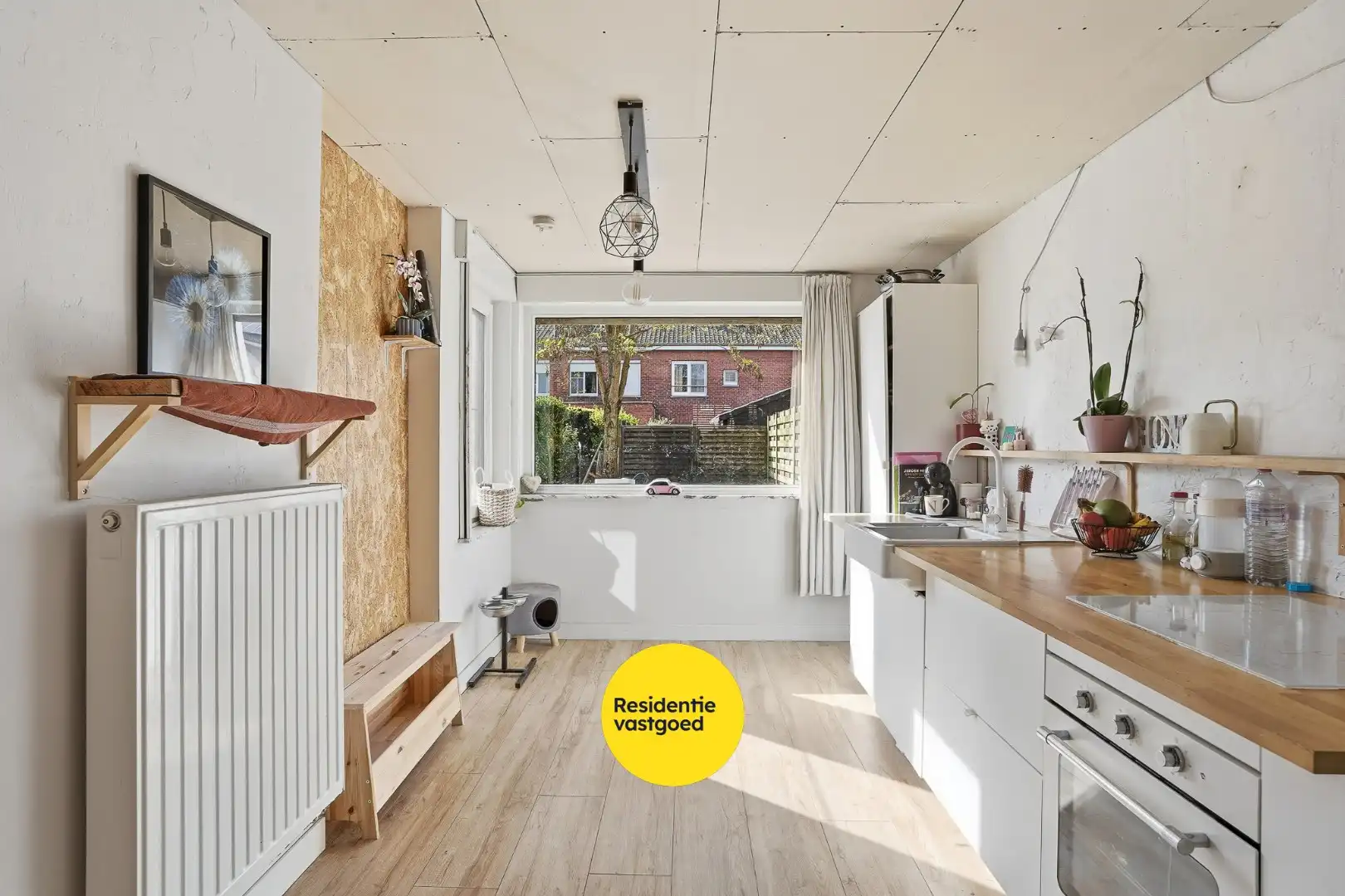 Halfopen bebouwing in een rustige woonwijk te Loppem foto 8