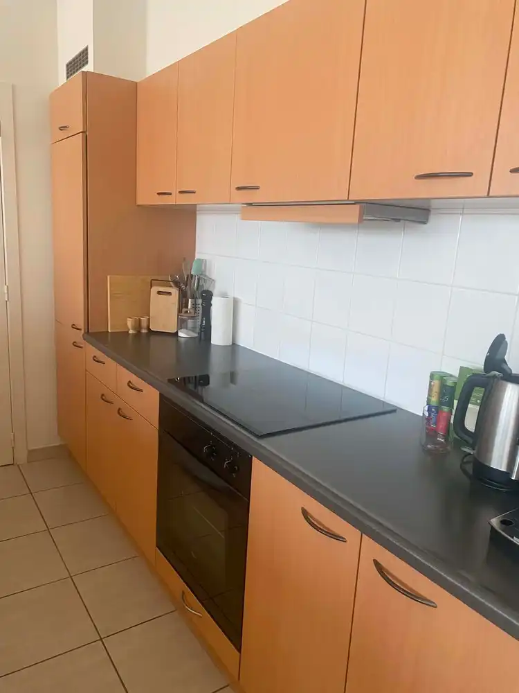 Ruim en centraal gelegen appartement met groot terras en 2 autostaanplaatsen foto 4