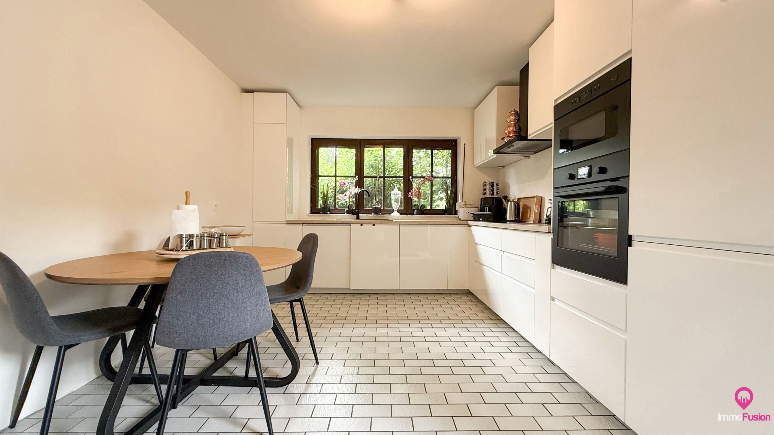 Instapklare gelijkvloerse woning met 3 slpks op 11a37ca! foto 10