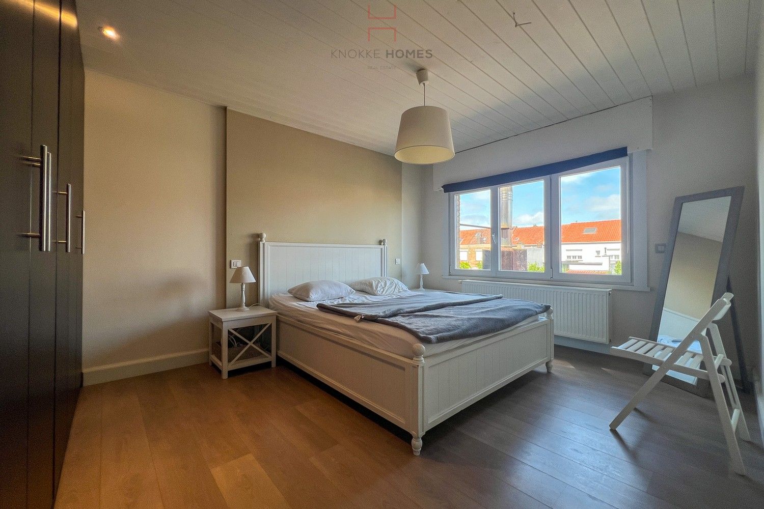 Charmante en volledig gemeubelde gezinswoning in het hart van Oud-Knokke foto 10