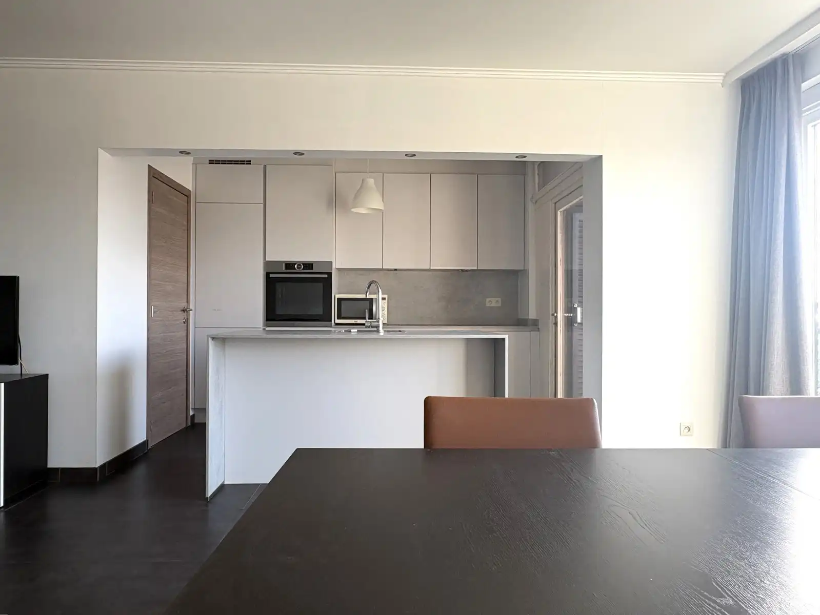 Instapklaar appartement met 2 slaapkamers, incl. staanplaats foto 4