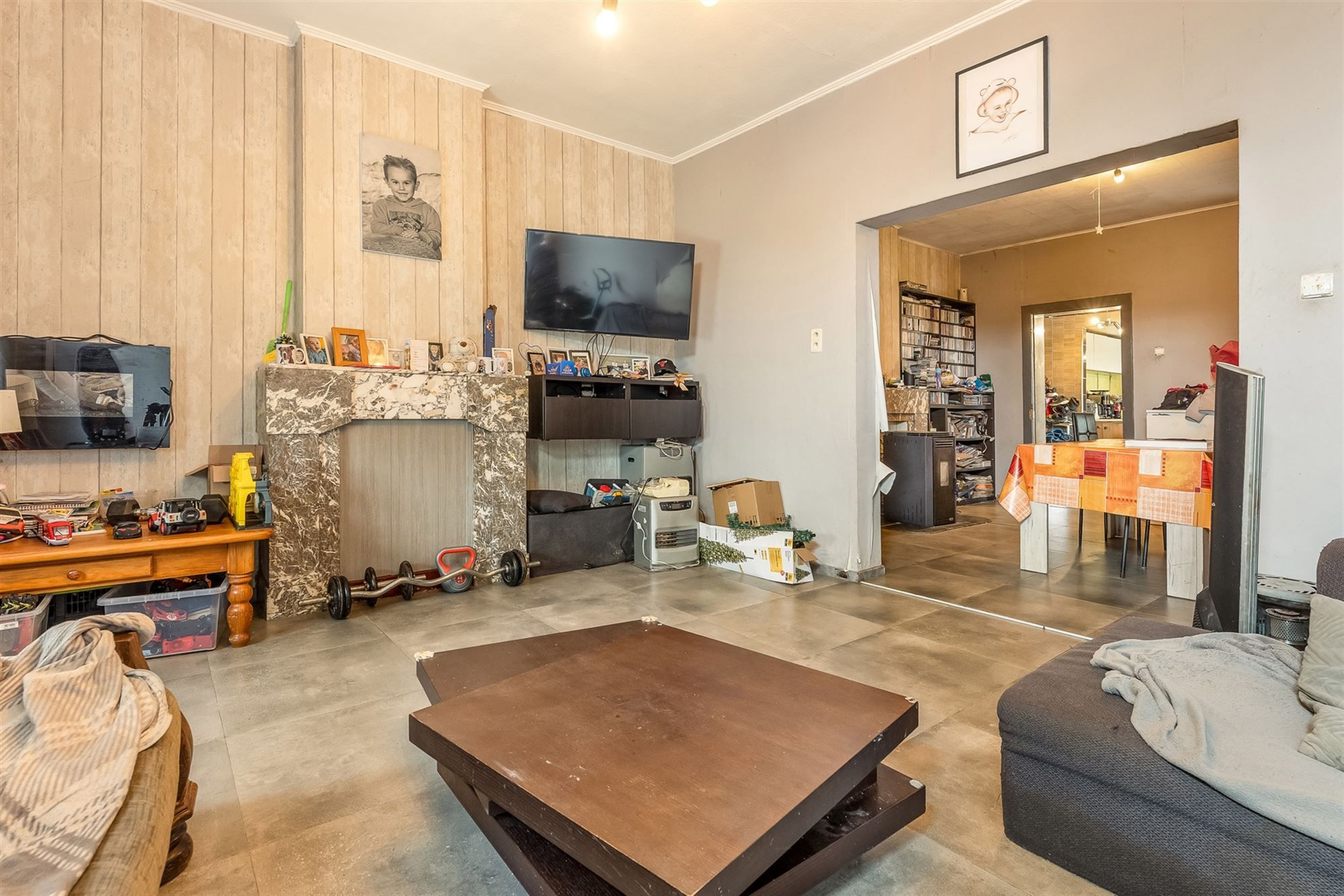 TE RENOVEREN WONING OP 12A86CA MET  RUSTIGE DOCH CENTRALE LIGGING IN STAL foto 3