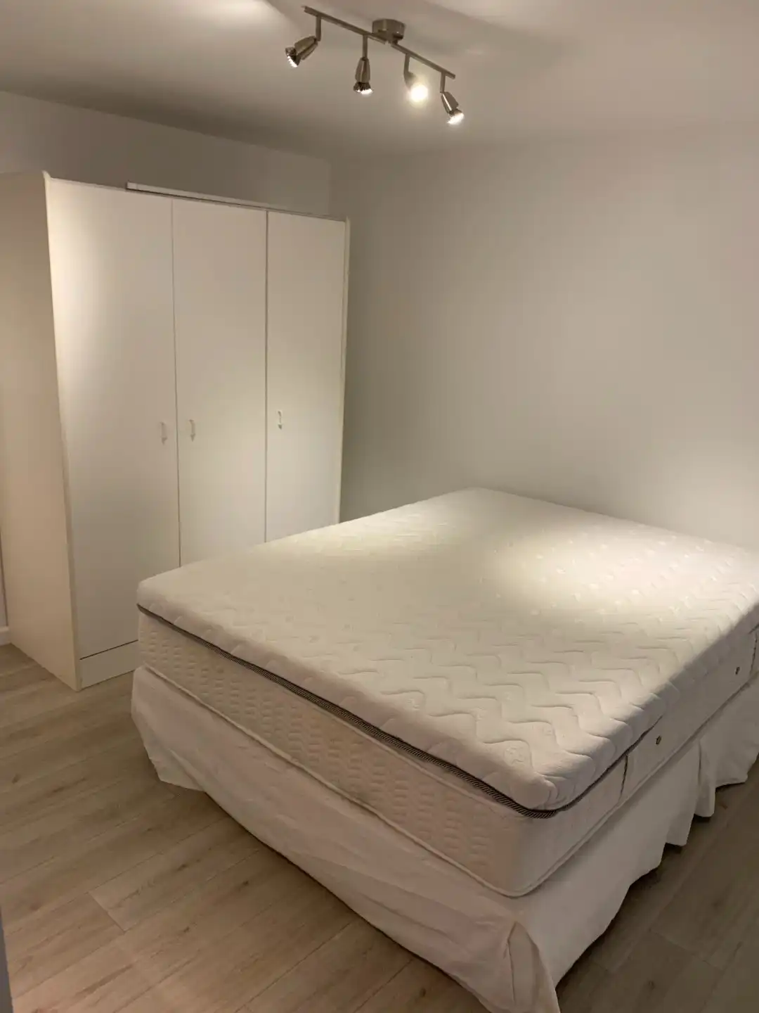 OPBRENGSTEIGENDOM te BLANKENBERGE foto 3