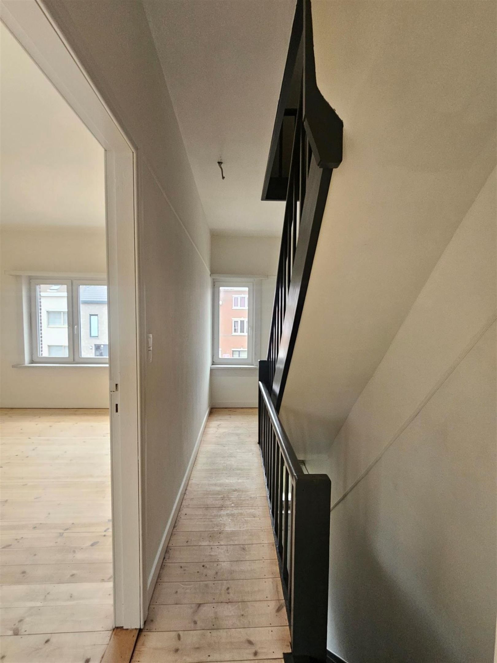 Zeer gunstig gelegen burgerwoning in autoluwe woonwijk. foto 8