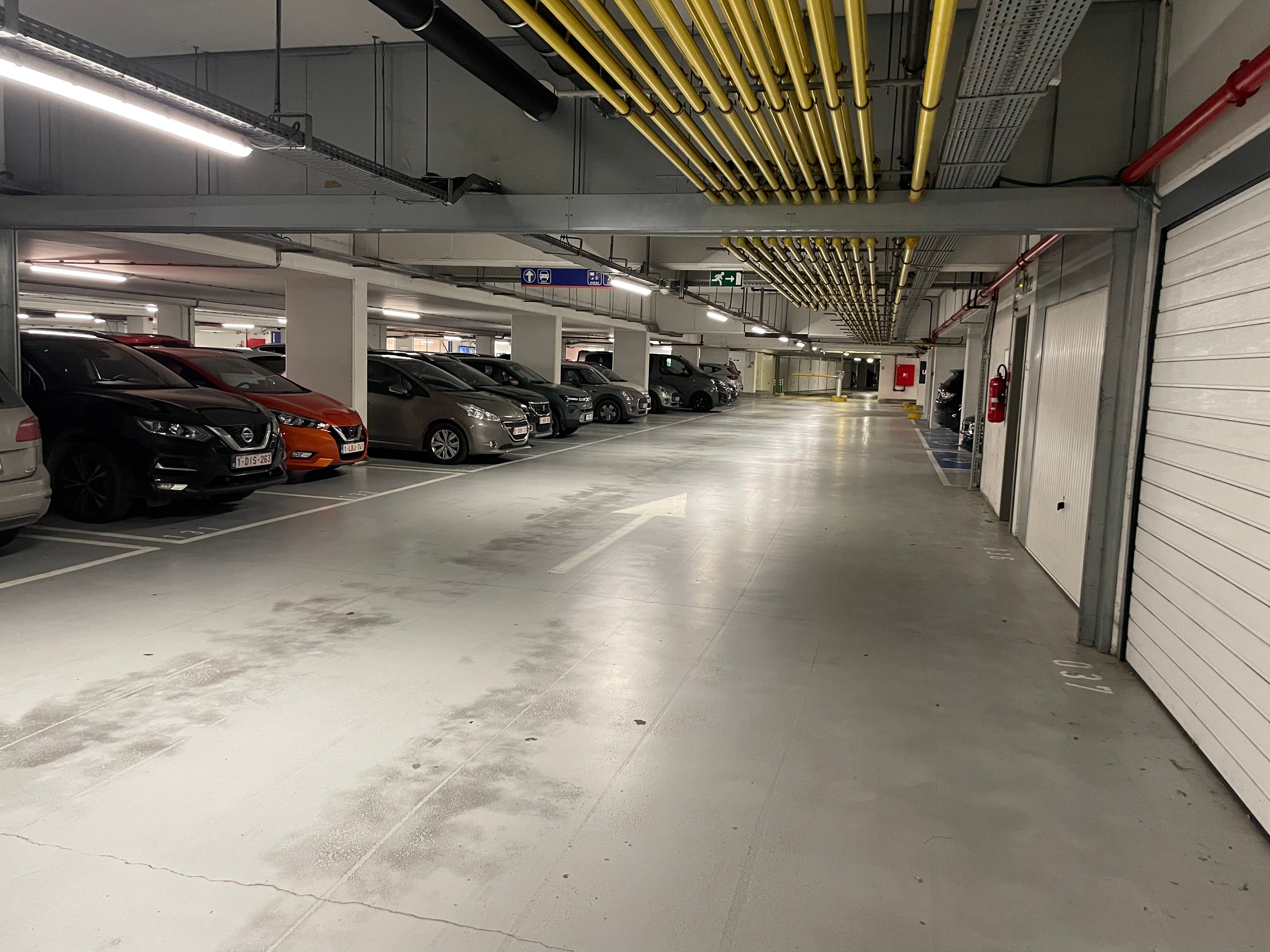 AUTOSTANDPLAATS 'De Munt' foto 6