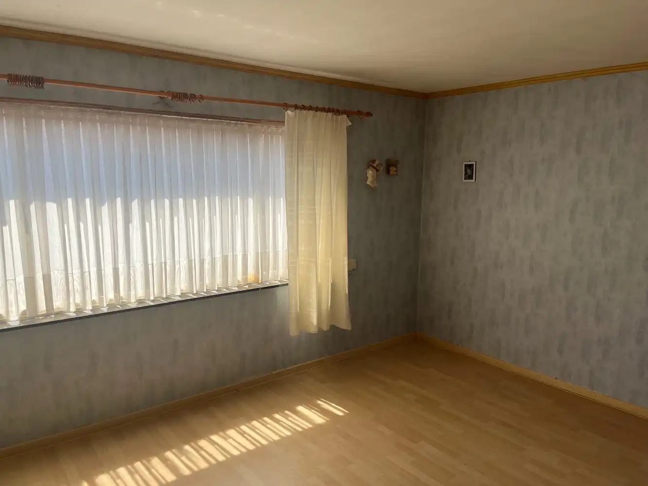 Te renoveren, degelijke halfvrijstaande woning met 3 slk gelegen in het jonge Proosterbos! foto 6