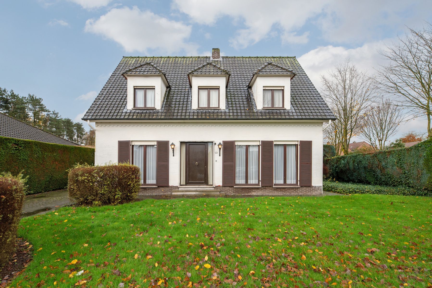 Gezinswoning met ruime tuin en garage te koop in Rijkevorsel foto 3