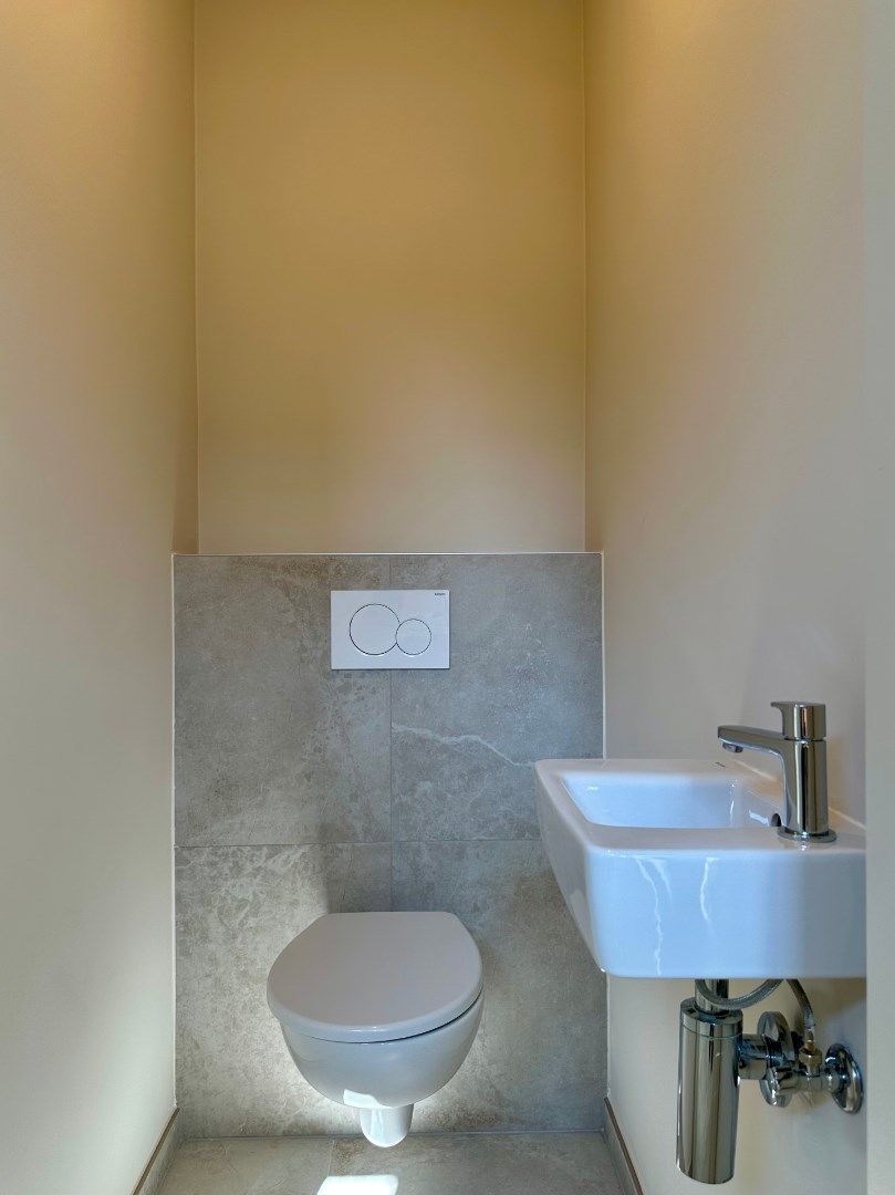 Nieuwbouwwoning in rustige woonwijk foto 8