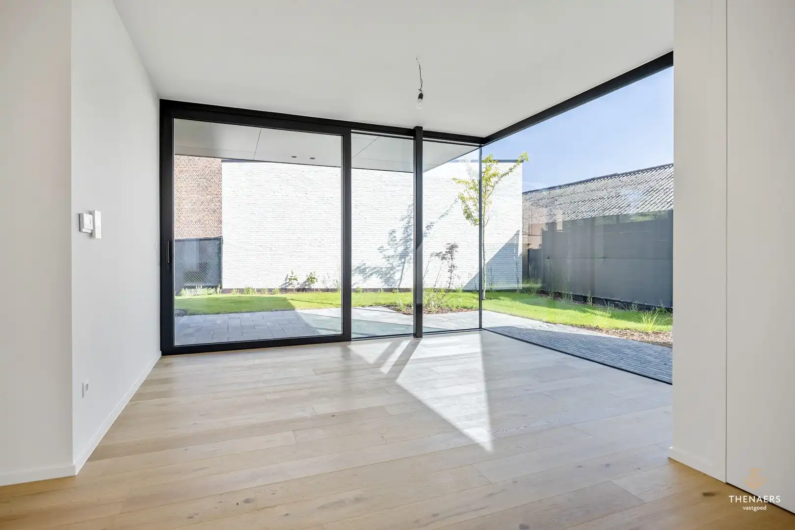 Strakke en luxueus gerenoveerde open bebouwing met hoogwaardige afwerking en EPC A in Sint-Truiden (Wilderen).  Aankoop aan 6% btw mogelijk onder voorwaarden. foto 6