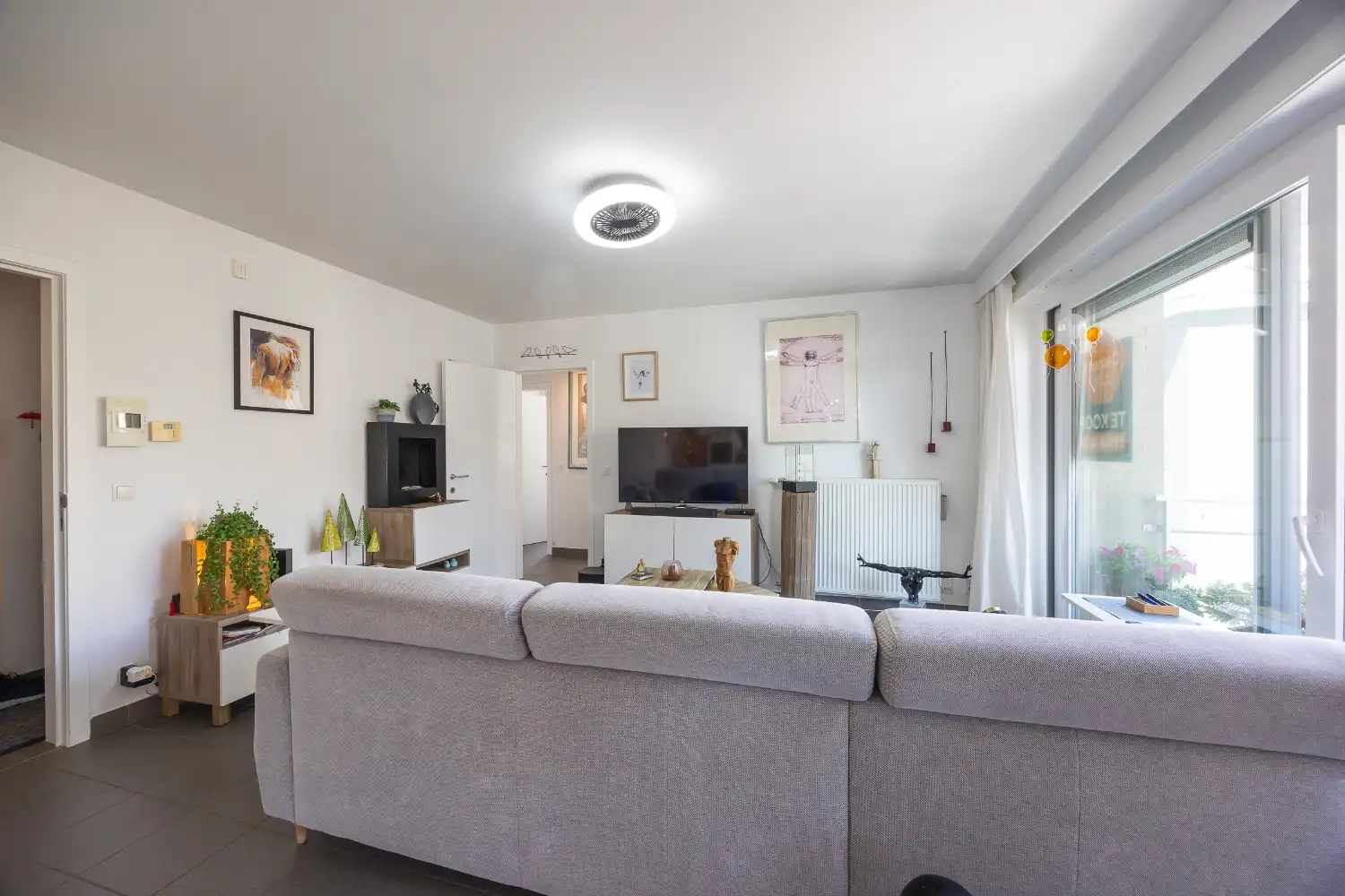 Ruim drie slaapkamer hoek-appartement op centrale ligging! foto 9