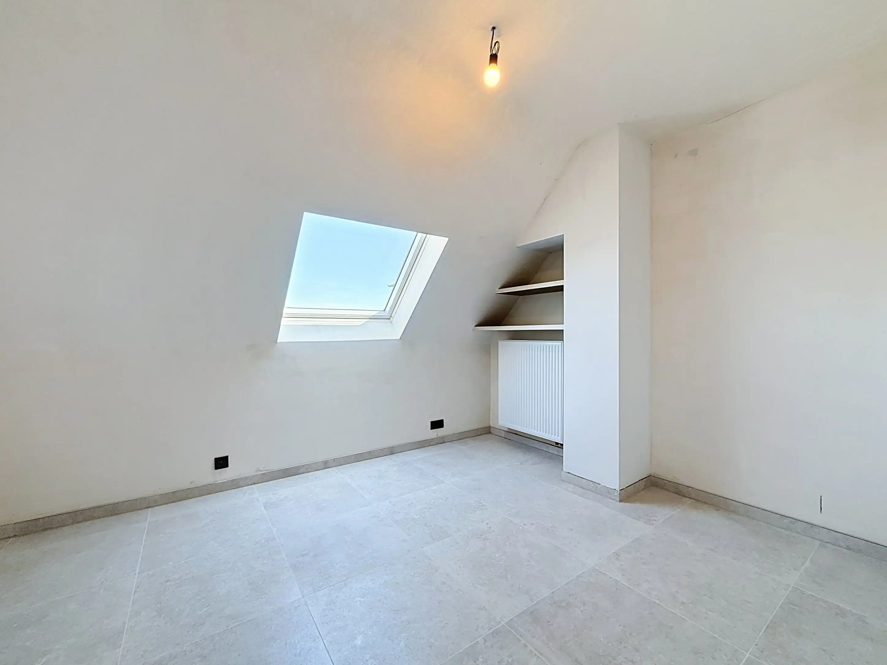 Stijlvol appartement te koop in Spiere-Helkijn met 3 slaapkamers en moderne voorzieningen! foto 6