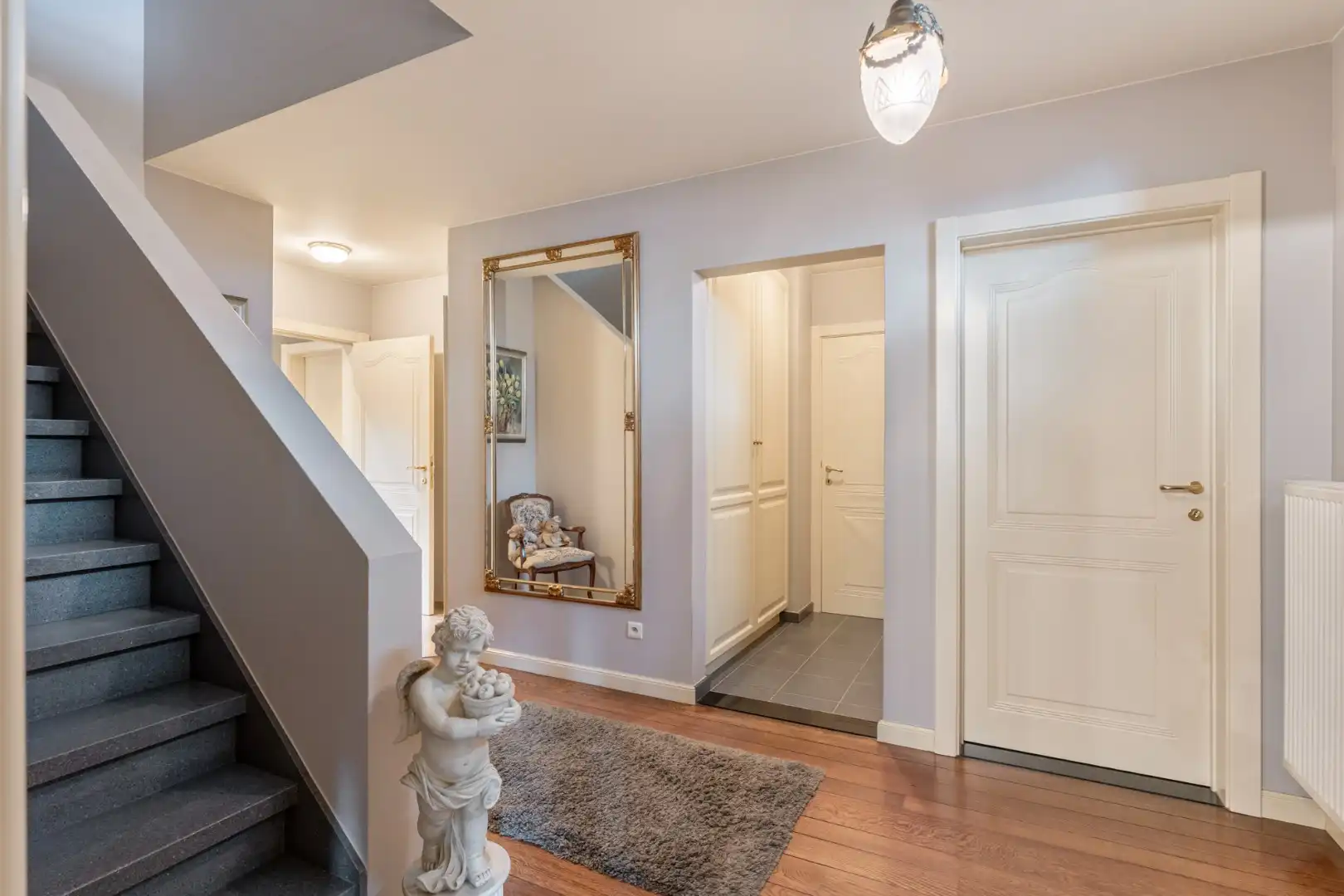 Stijlvolle, goed afgewerkte woning op een perceel van 6a32ca op een rustige locatie te Kinrooi!  foto 5
