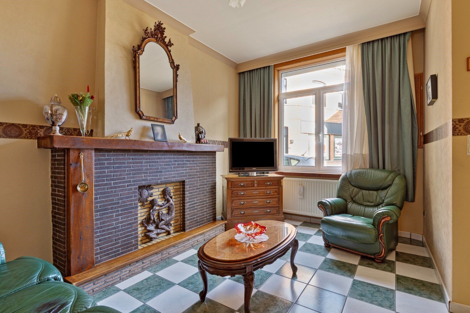 Rijwoning in het centrum van Hoegaarden foto 5