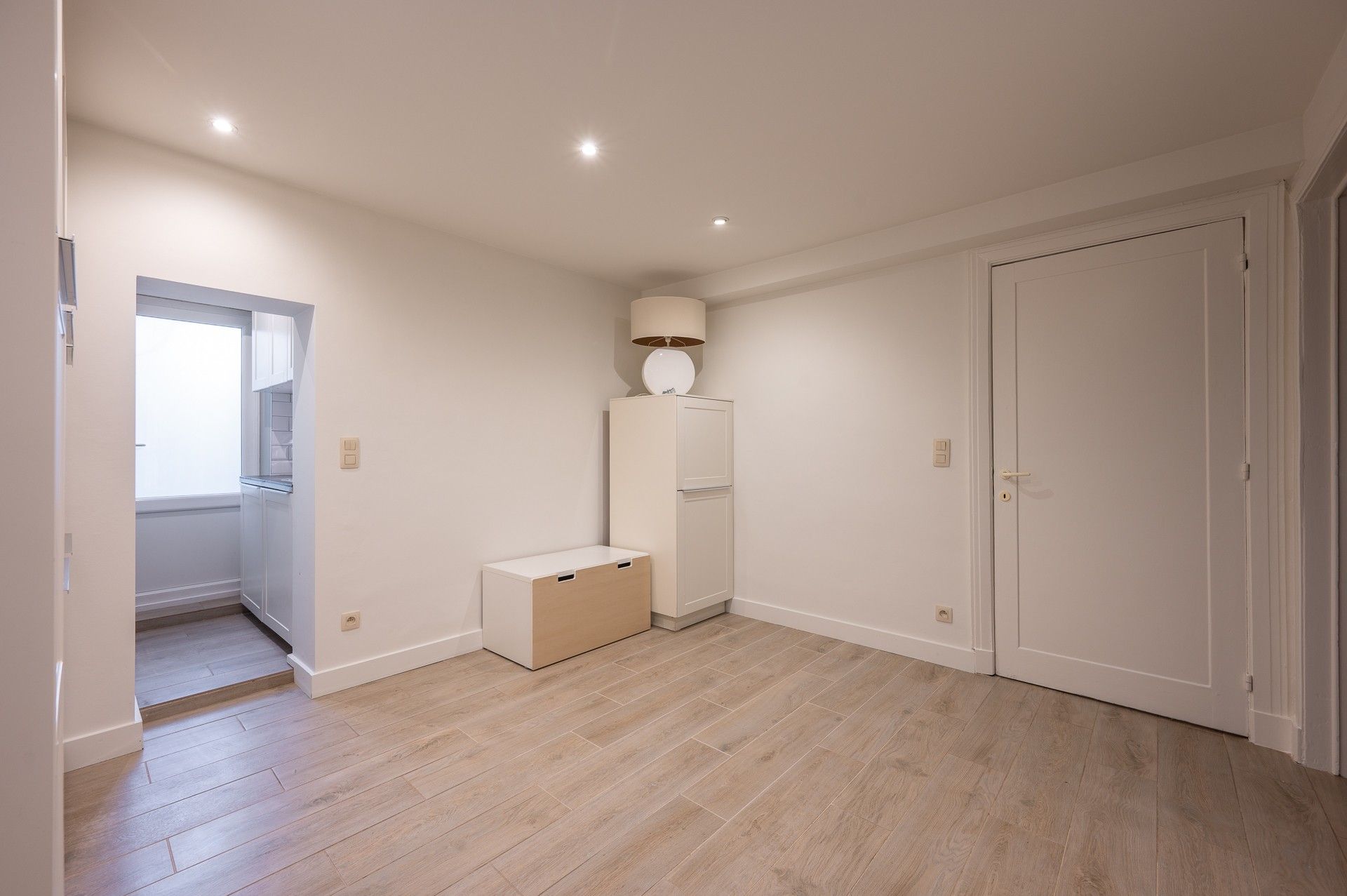 Ongemeubeld: gelijkvloers appartement in de standingvolle residentie Golf! foto 5