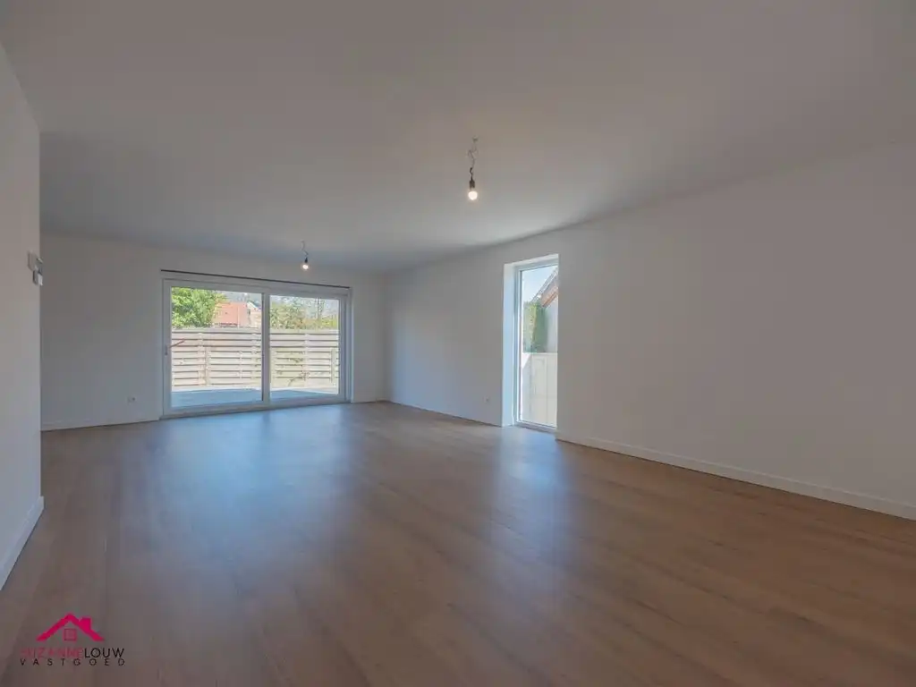 Gelijkvloers appartement met ruim terras foto 14