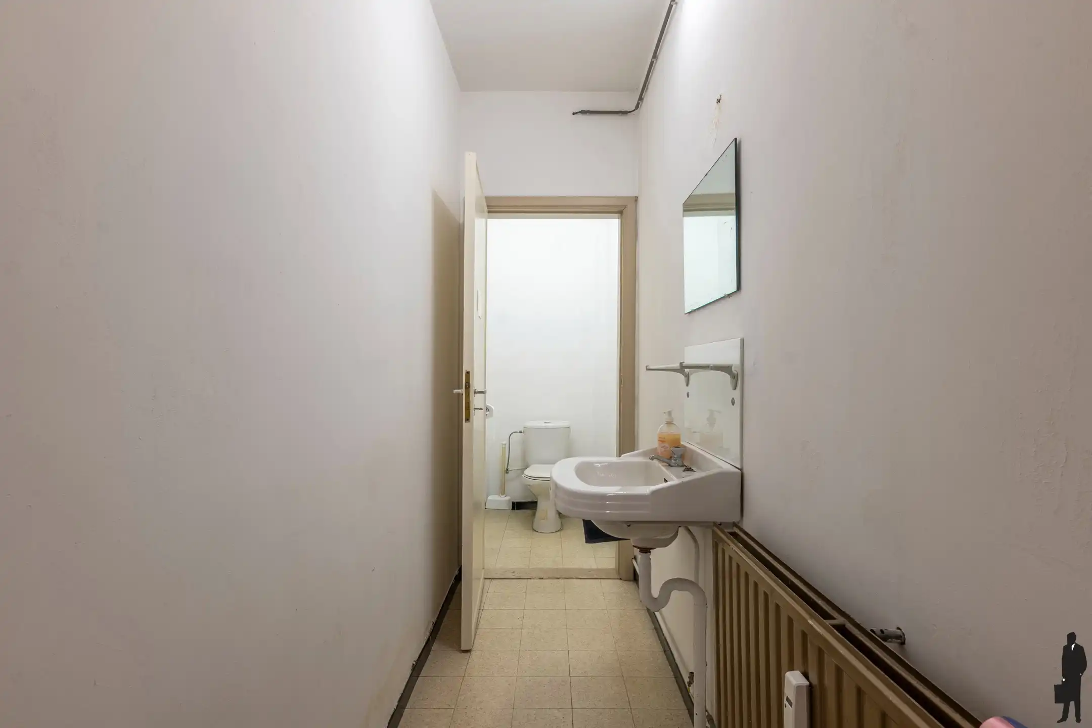 Gelijkvloers handelspand met een oppervlakte van ca. 180m² foto 14