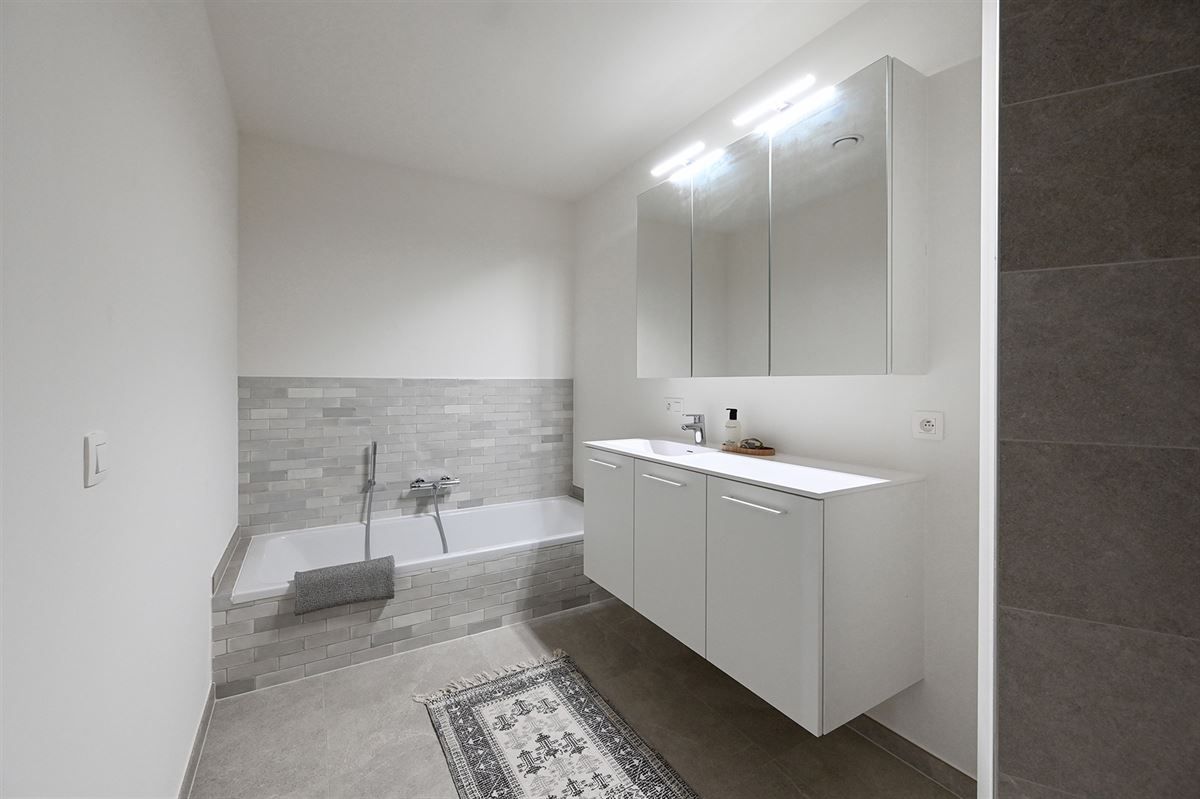 Stijlvol nieuwbouw 3 slaapkamerappartement (137m²) in project Zilverkwartier foto 17