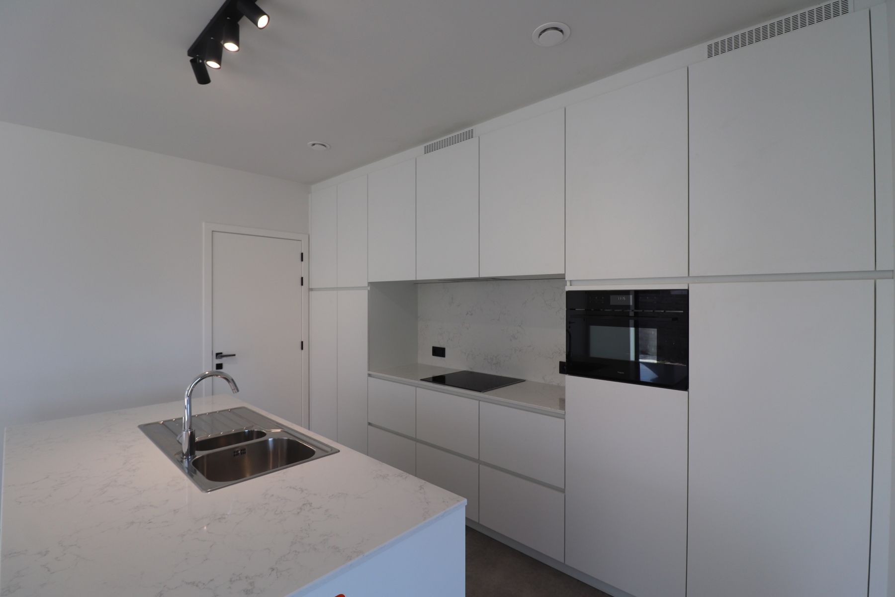 Energiezuinige nieuwbouwwoning (E12) met 3-4 slaapkamers en tuin met tuinberging. foto 7