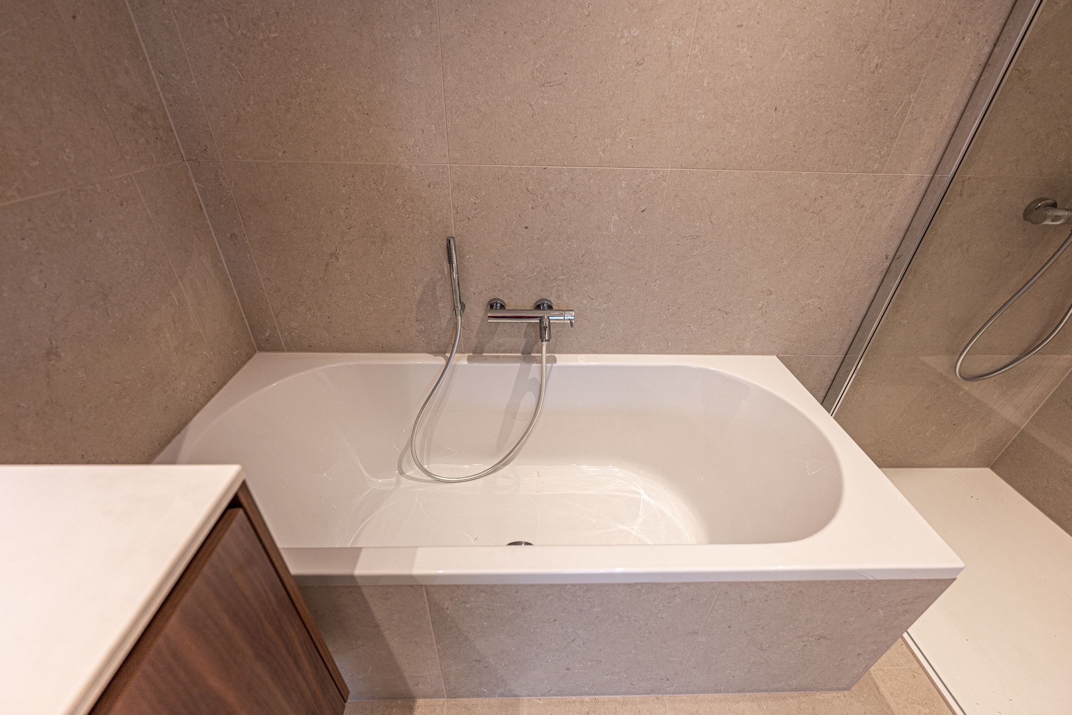 Moderne, energiezuinige nieuwbouwwoning foto 21