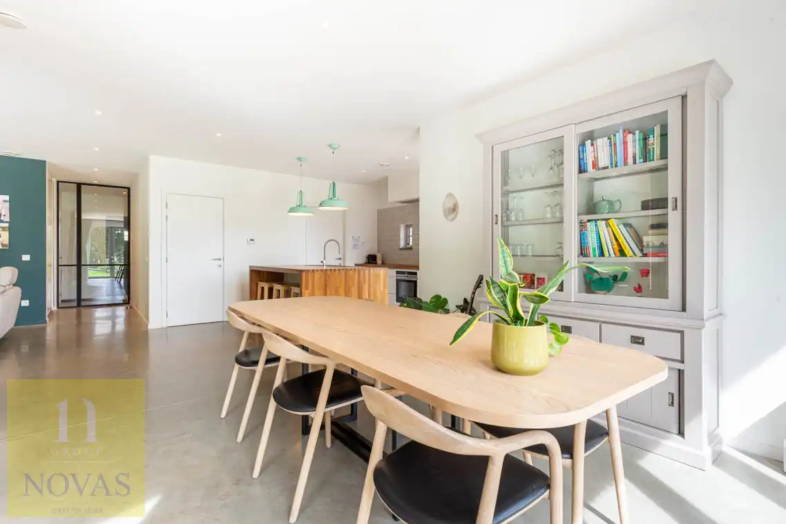 Prachtige woning, zonnepanelen, warmtepomp, thuisbatterij, 4 slaapkamers, bouwjaar 2015 foto 6