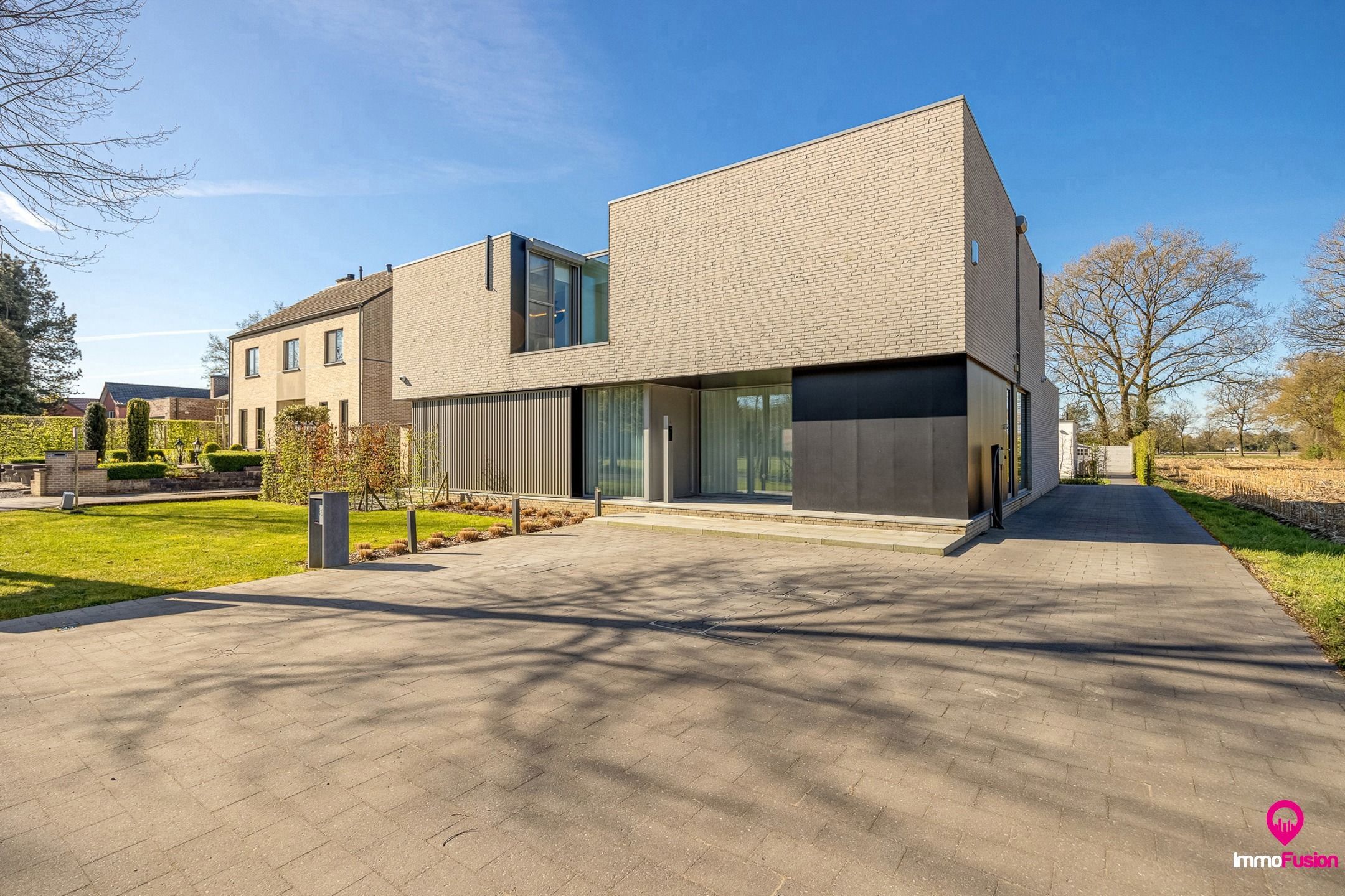 Luxe villa met poolhouse en hoogwaardige materialen! foto 53