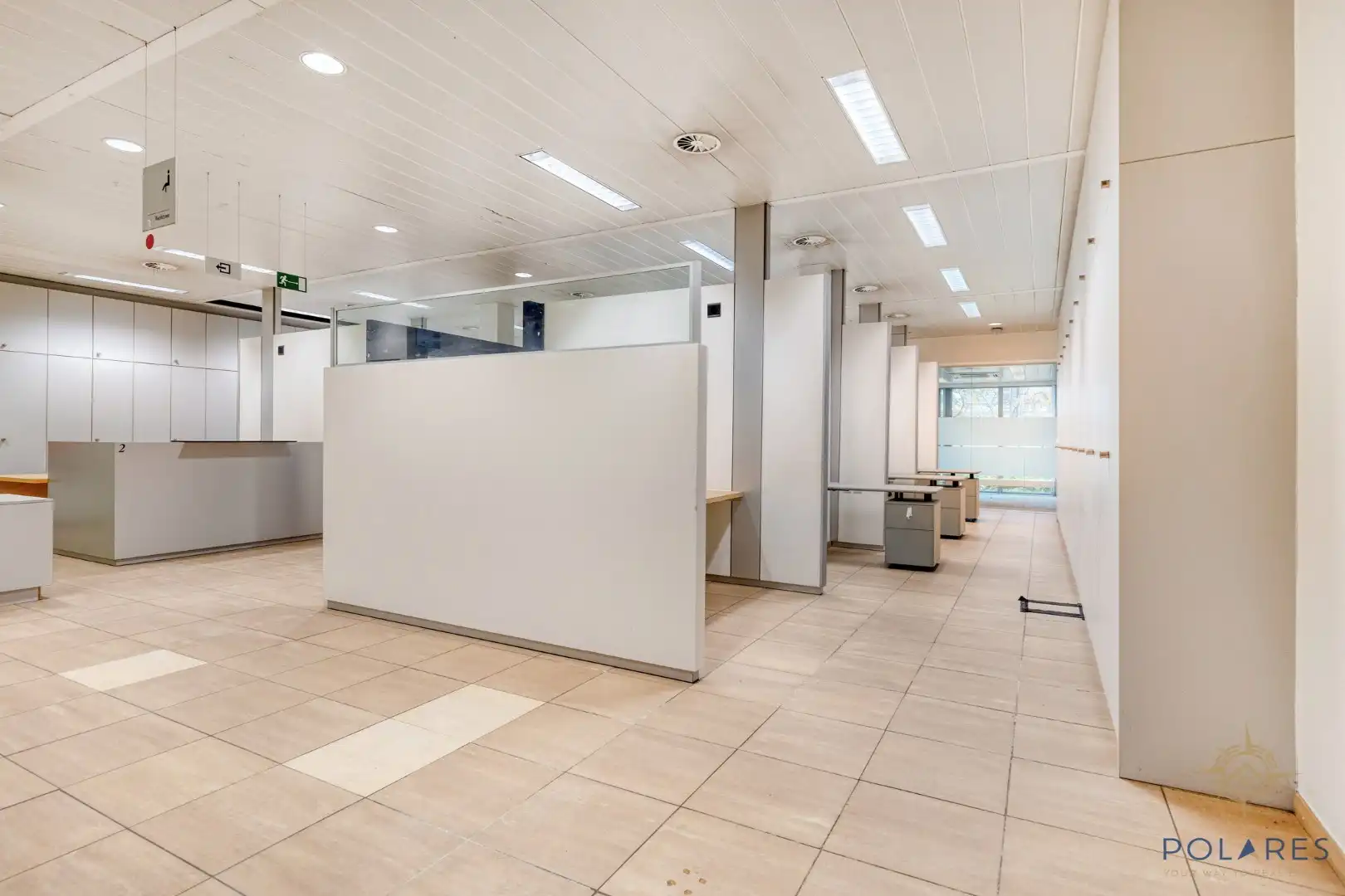 Zeer groot kantoorpand in de winkelstraat van Vilvoorde foto 4