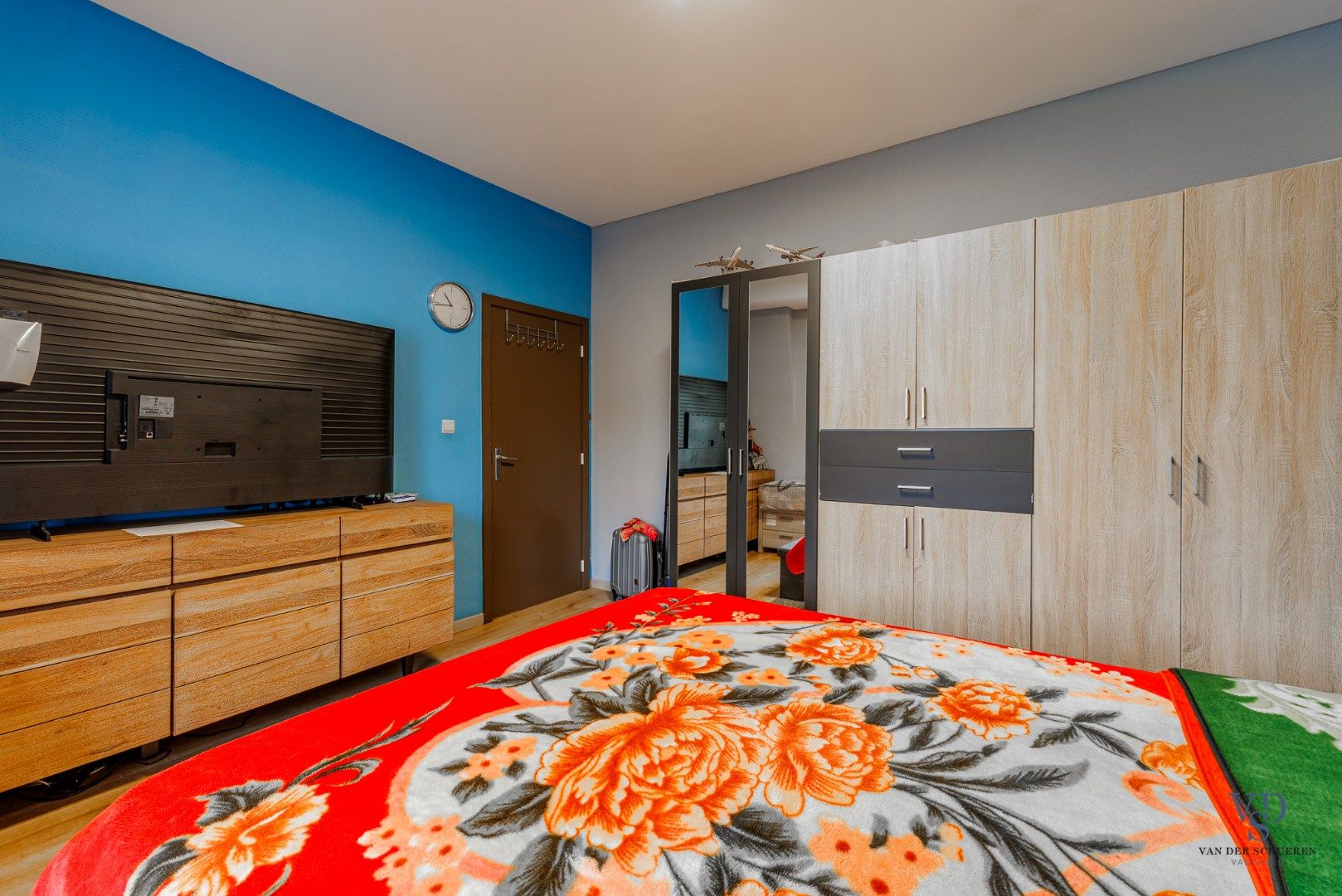 Energiezuinige woning met tuin (en 2 staanplaatsen). foto 21