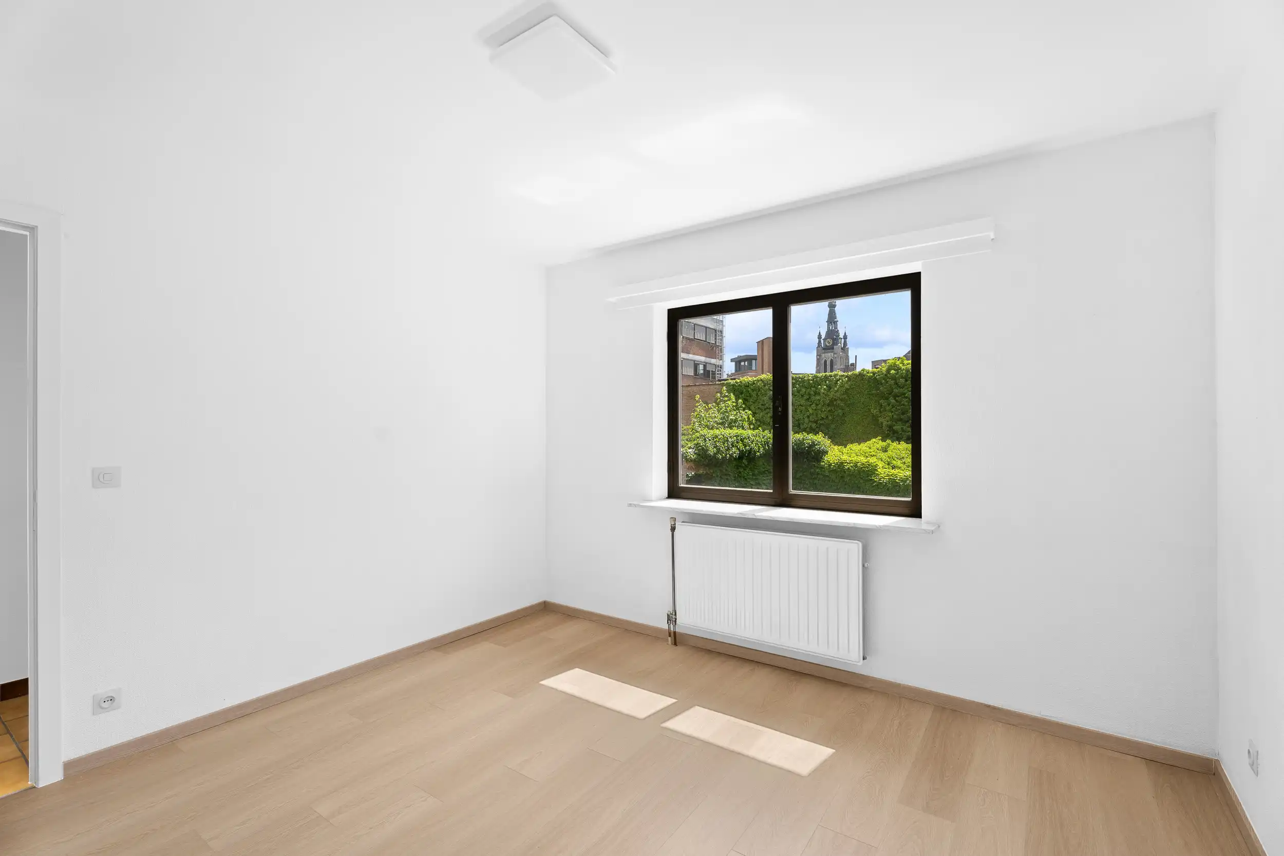 Ruim appartement met zicht op de Leie! foto 10