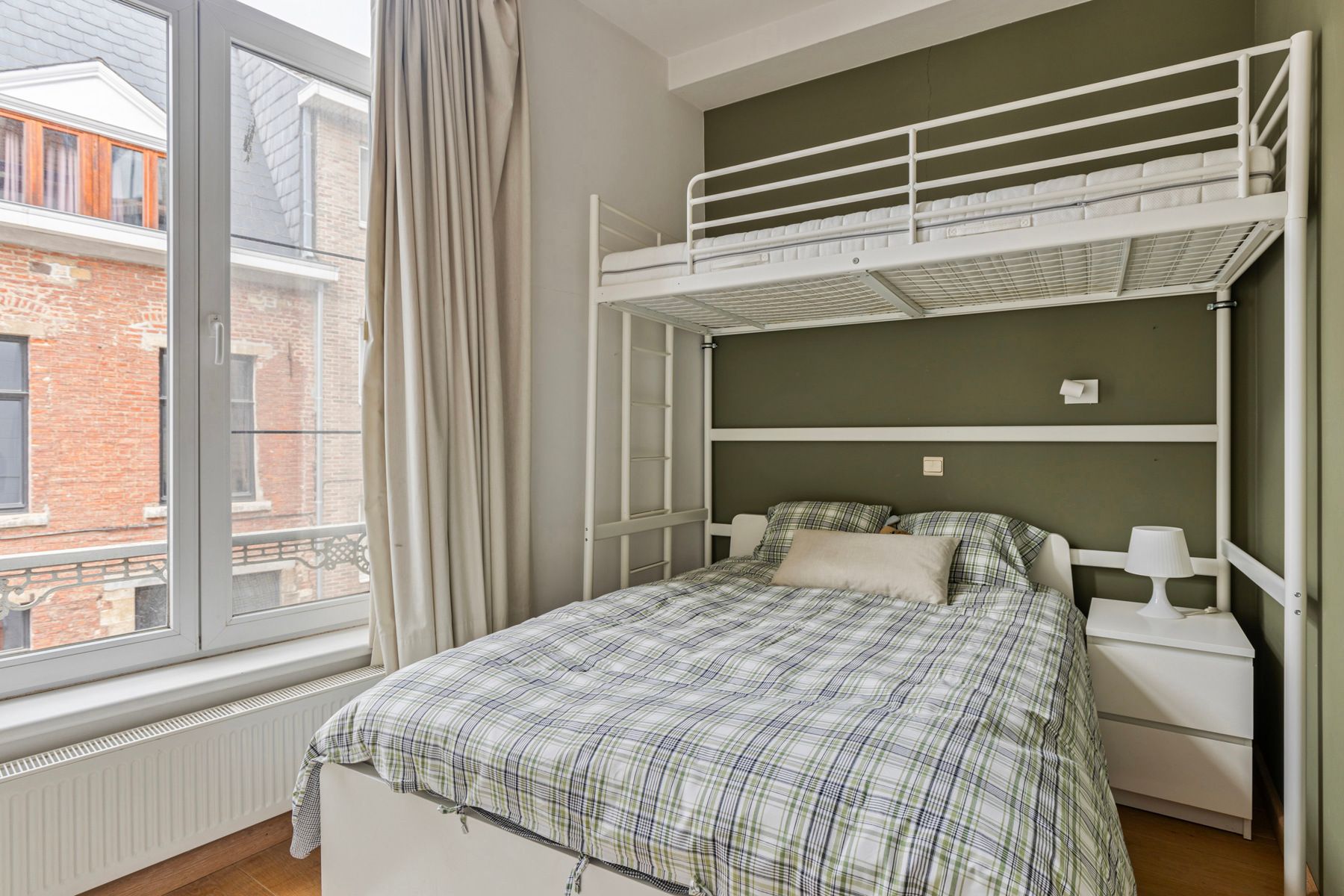 Bemeubelde woning nabij Vismarkt foto 8