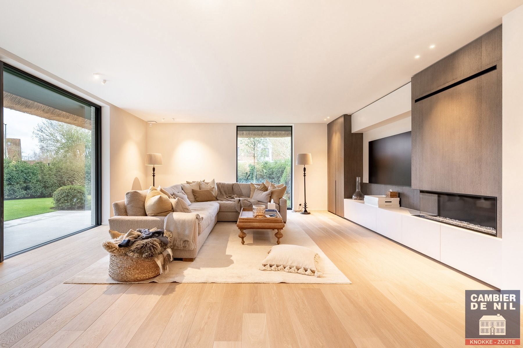 Alleenstaande energiezuinig en uitzonderlijk afgewerkte nieuwbouwvilla foto 2