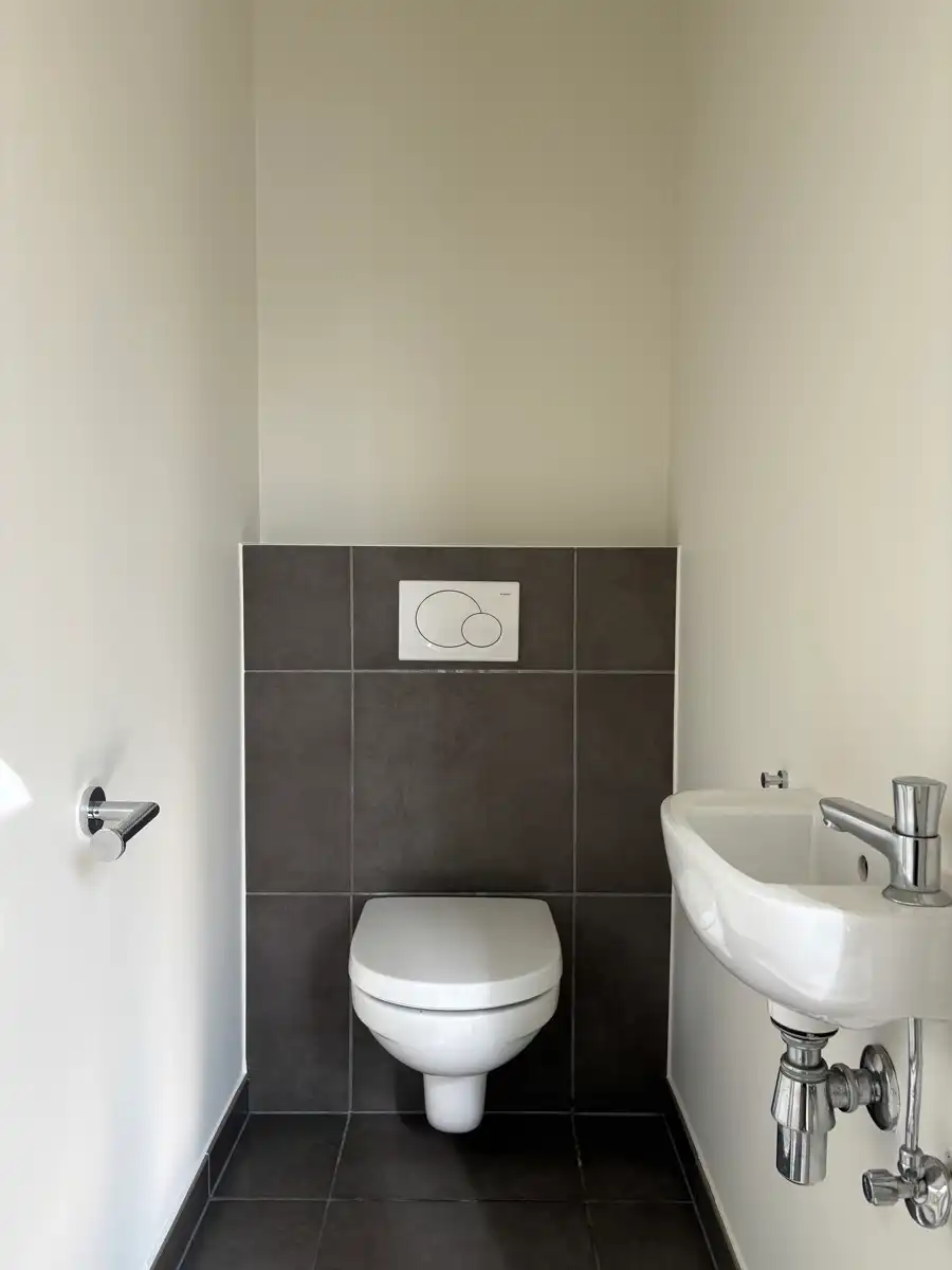 Moderne woning met ruime stadstuin foto 7