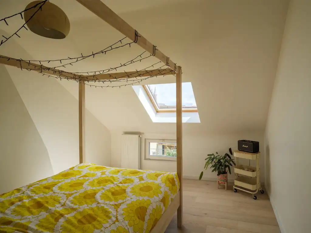Aangename en instapklare woning met drie slaapkamers, gelegen op wandel- en fietsafstand van het historische centrum van Gent. foto 10