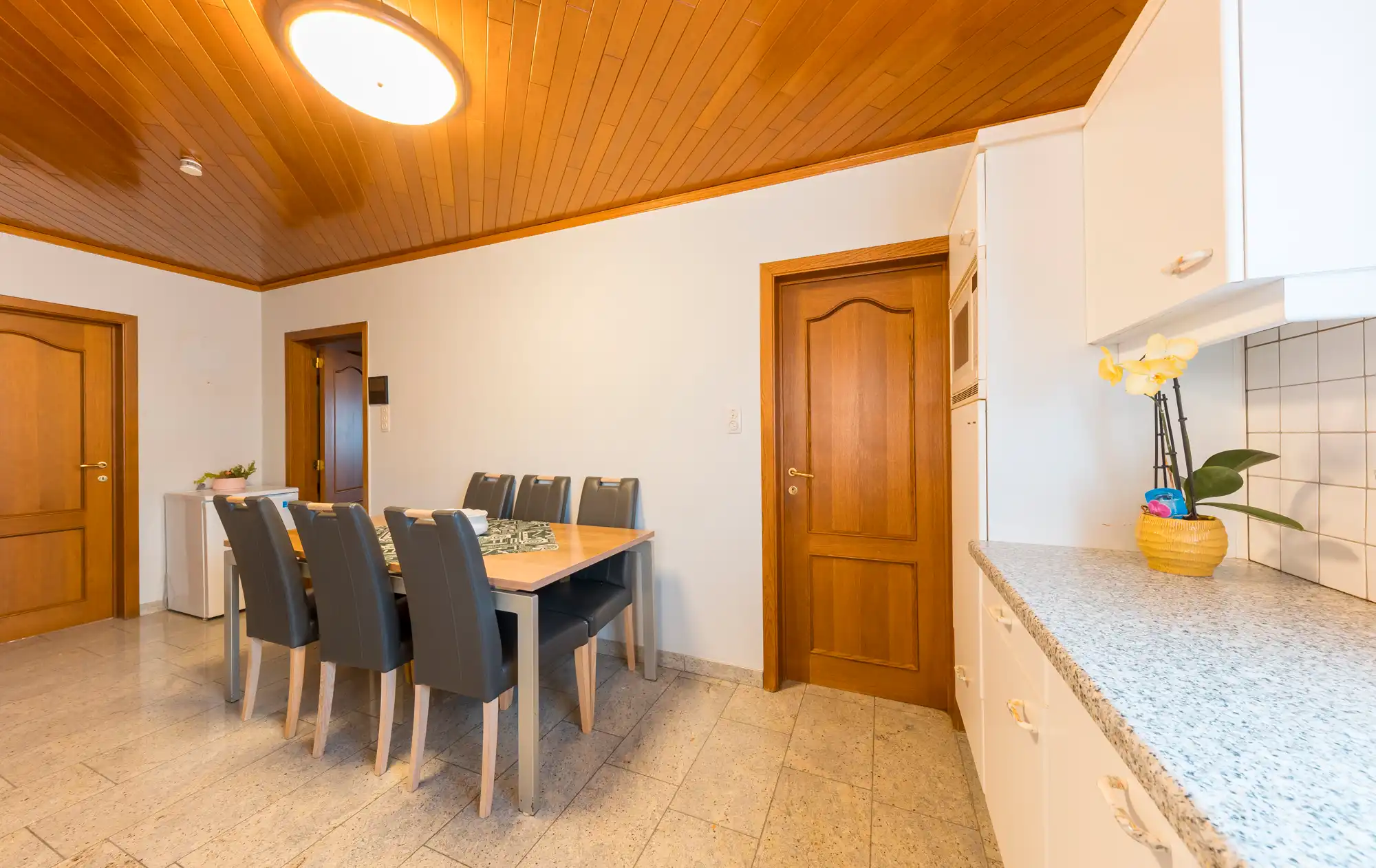 TE KOOP: Renovatiewoning met 5 slk en/of beroep aan huis op toplocatie in Gruitrode foto 21