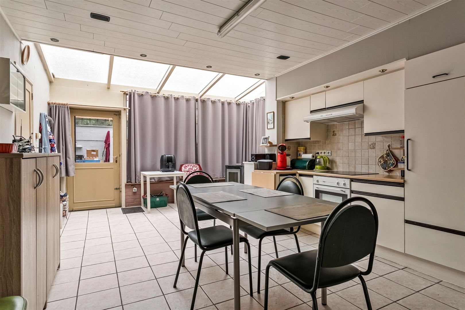 Te renoveren woning op 1439m² met uitweg achteraan foto 8