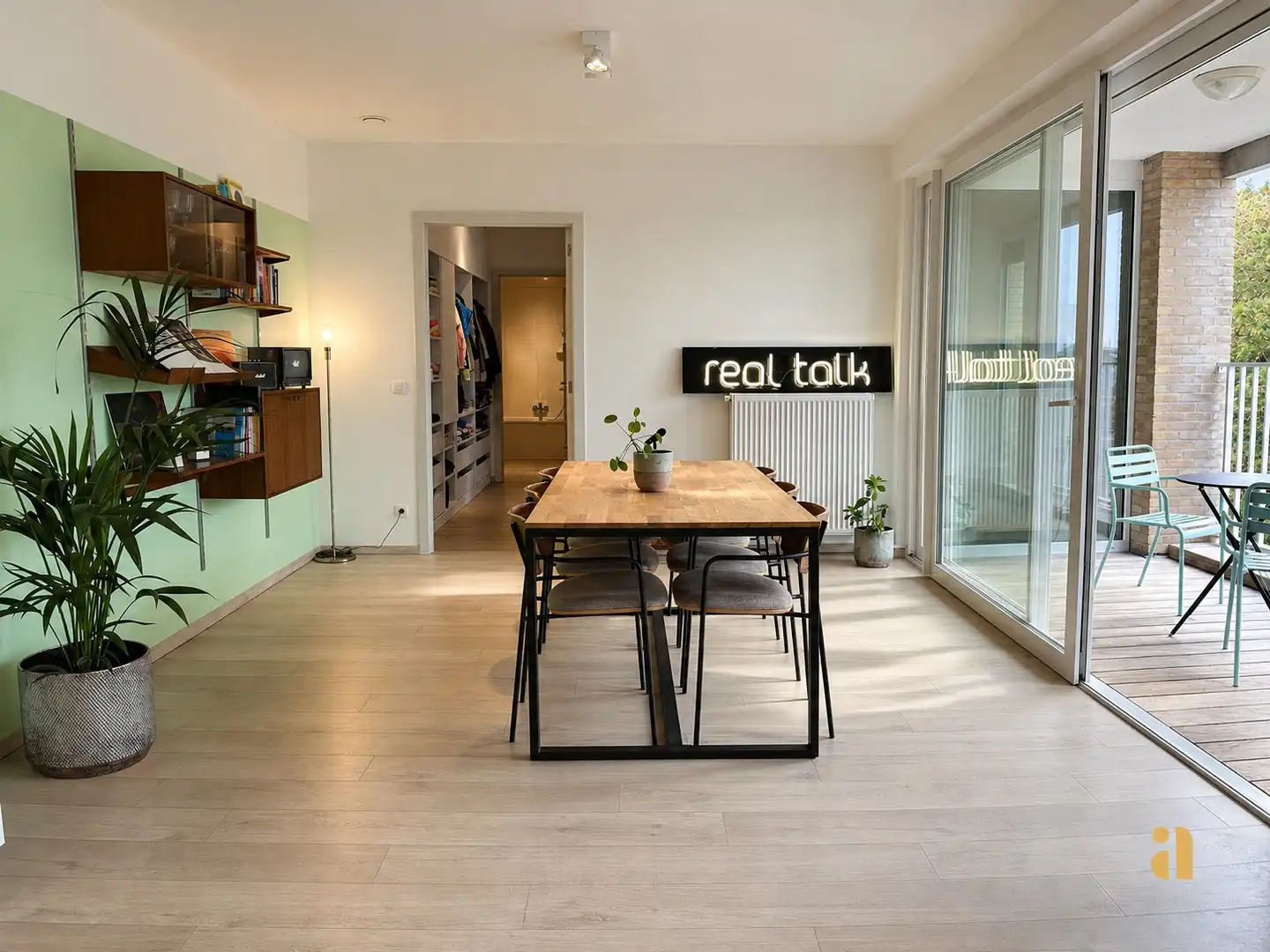 Elke kamer heeft het perfecte uitzicht in dit appartement! foto 6