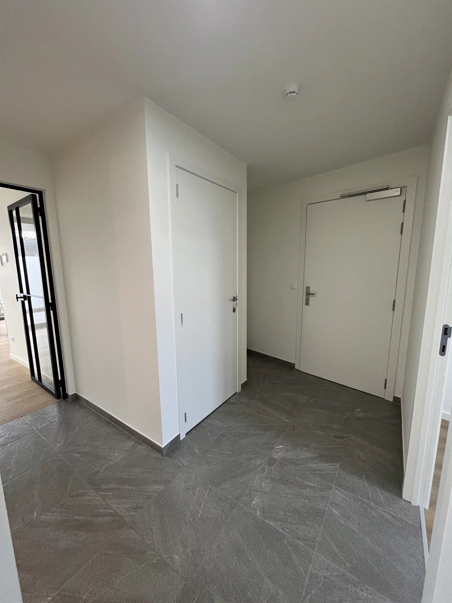 Nieuwbouwappartement te huur in Beringen foto 13