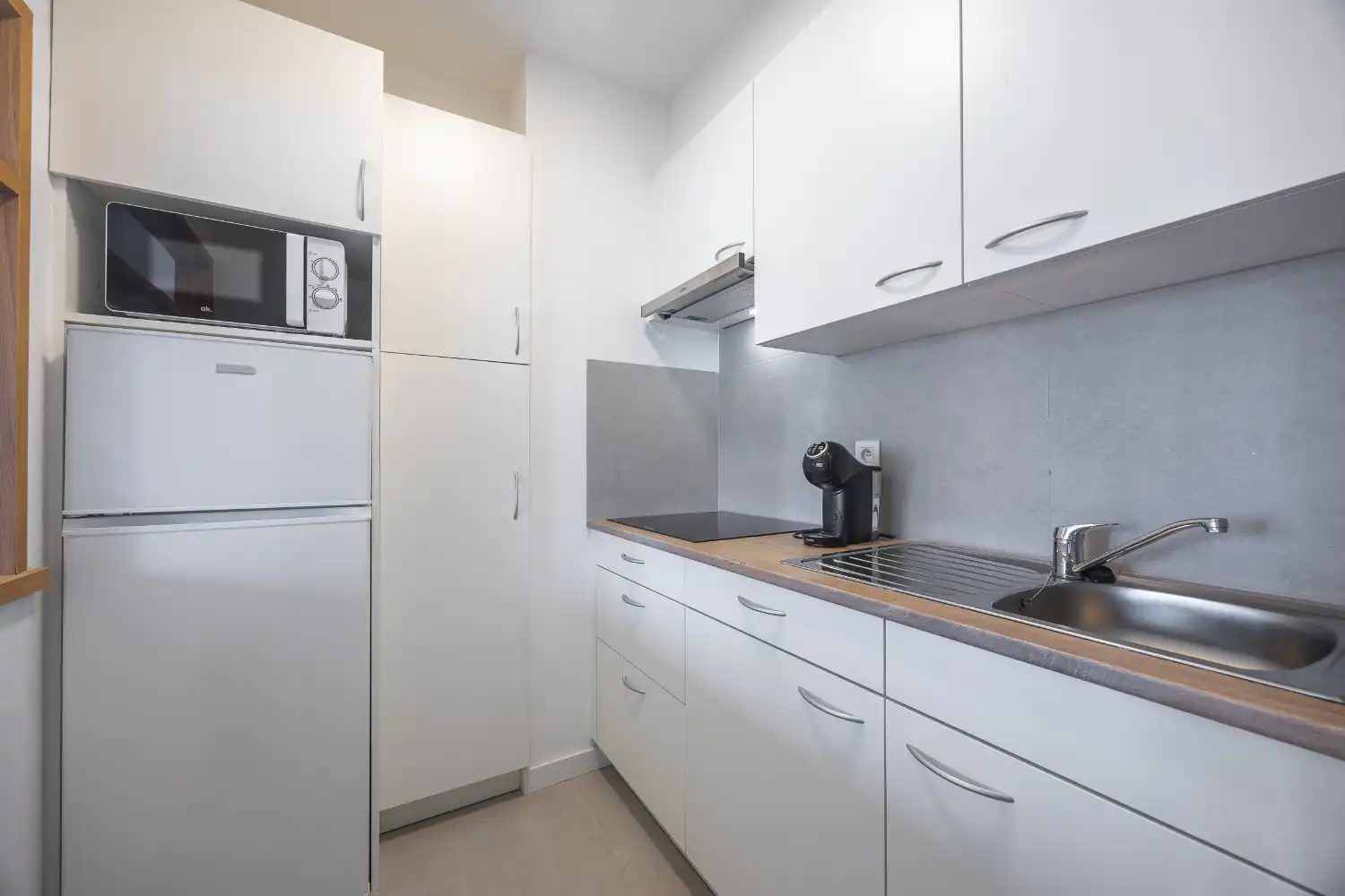 Prachtig gerenoveerde studio te koop in Middelkerke, op slechts enkele stappen van de zee foto 10