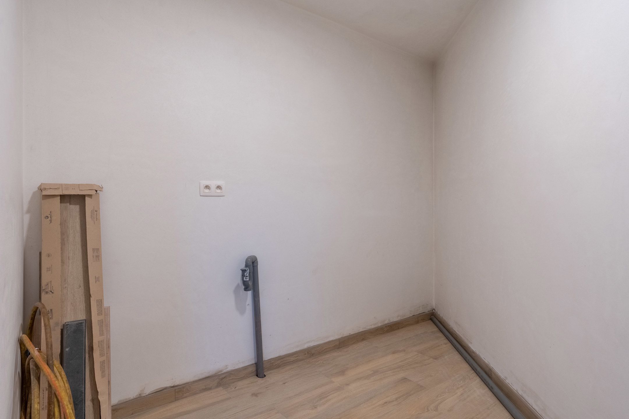 Duplex app (197m²) met 4 slaapkamers vlakbij centrum Beerse. foto 18
