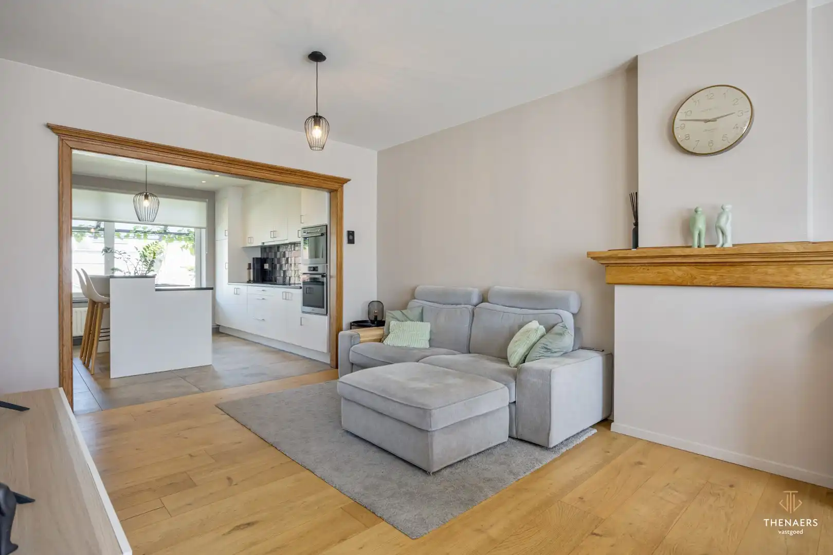 Gerenoveerde bel-etagewoning met garage, stadstuin en 235 m² woonruimte. foto 8