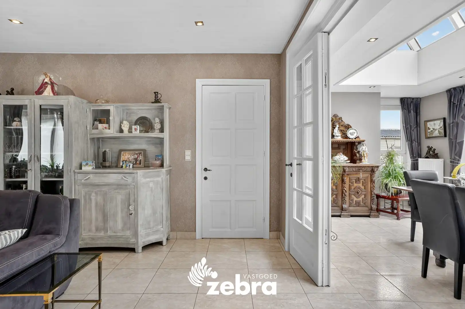 Unieke burgemeesterswoning met authentieke charme, 6 slaapkamers en grote tuin nabij IJzer te Roesbrugge! foto 14