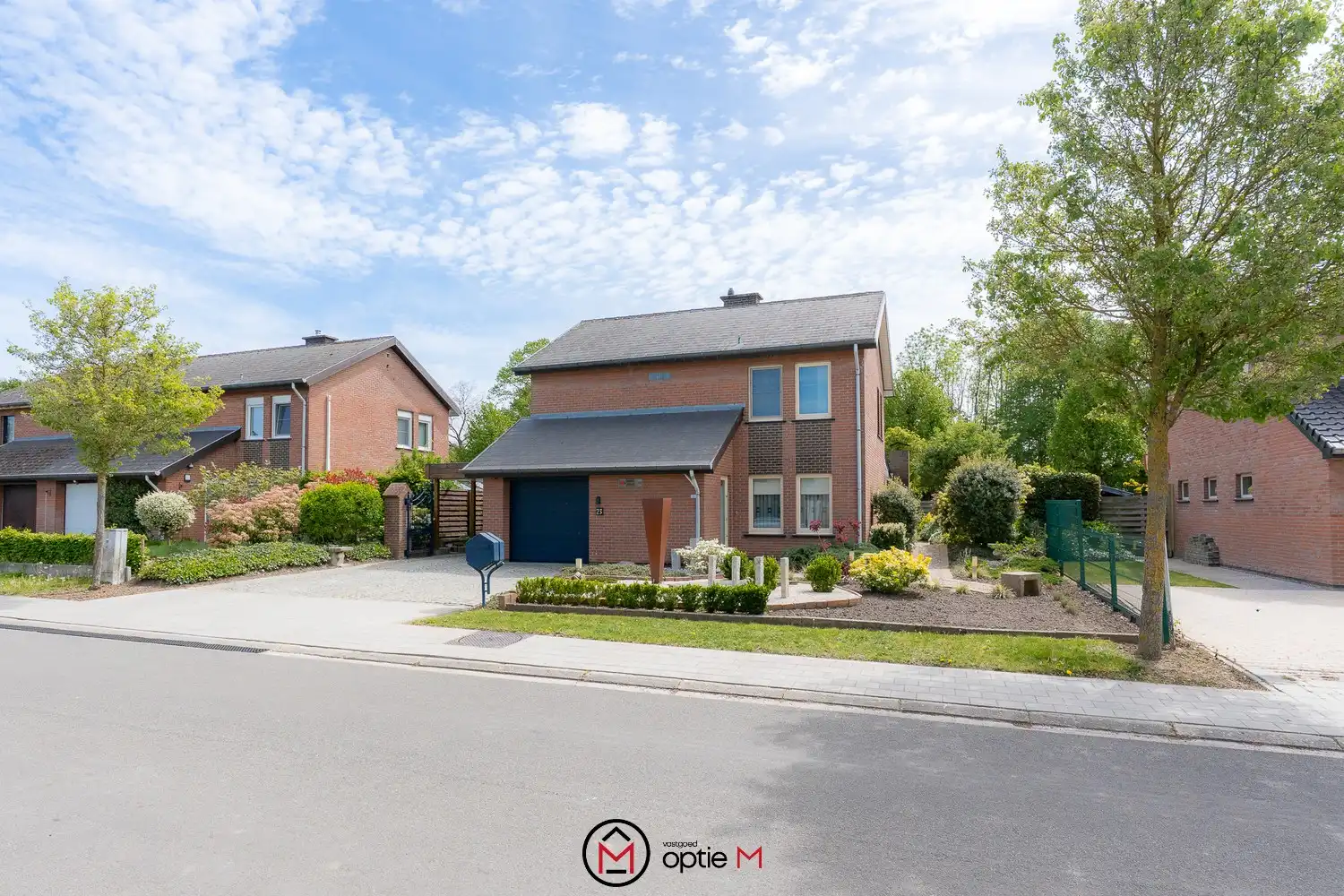 Instapklare woning te koop met mooie tuin in Stevoort foto 2