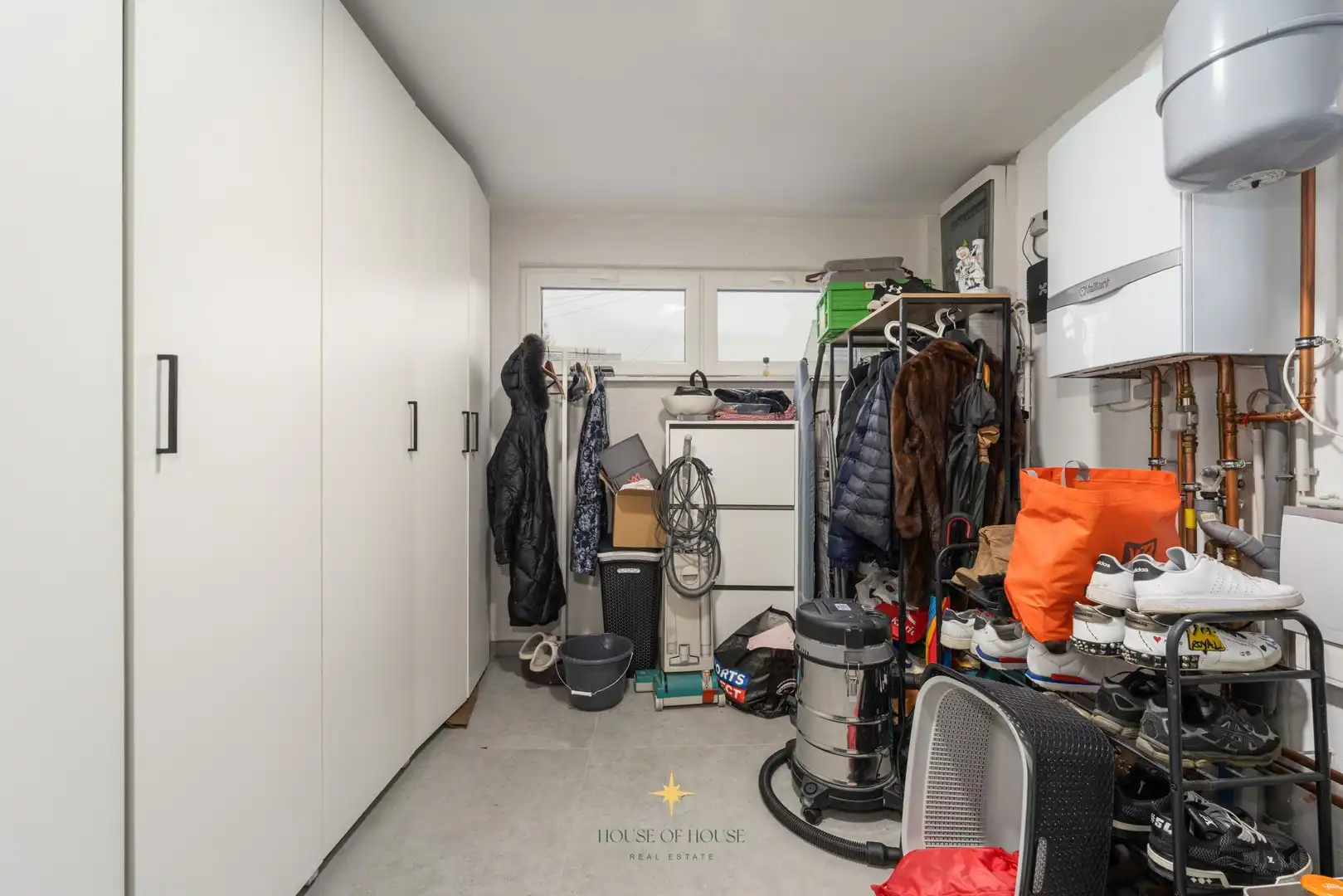 Instapklare, gerenoveerde woning in een rustige buurt met grote zonnige tuin foto 13