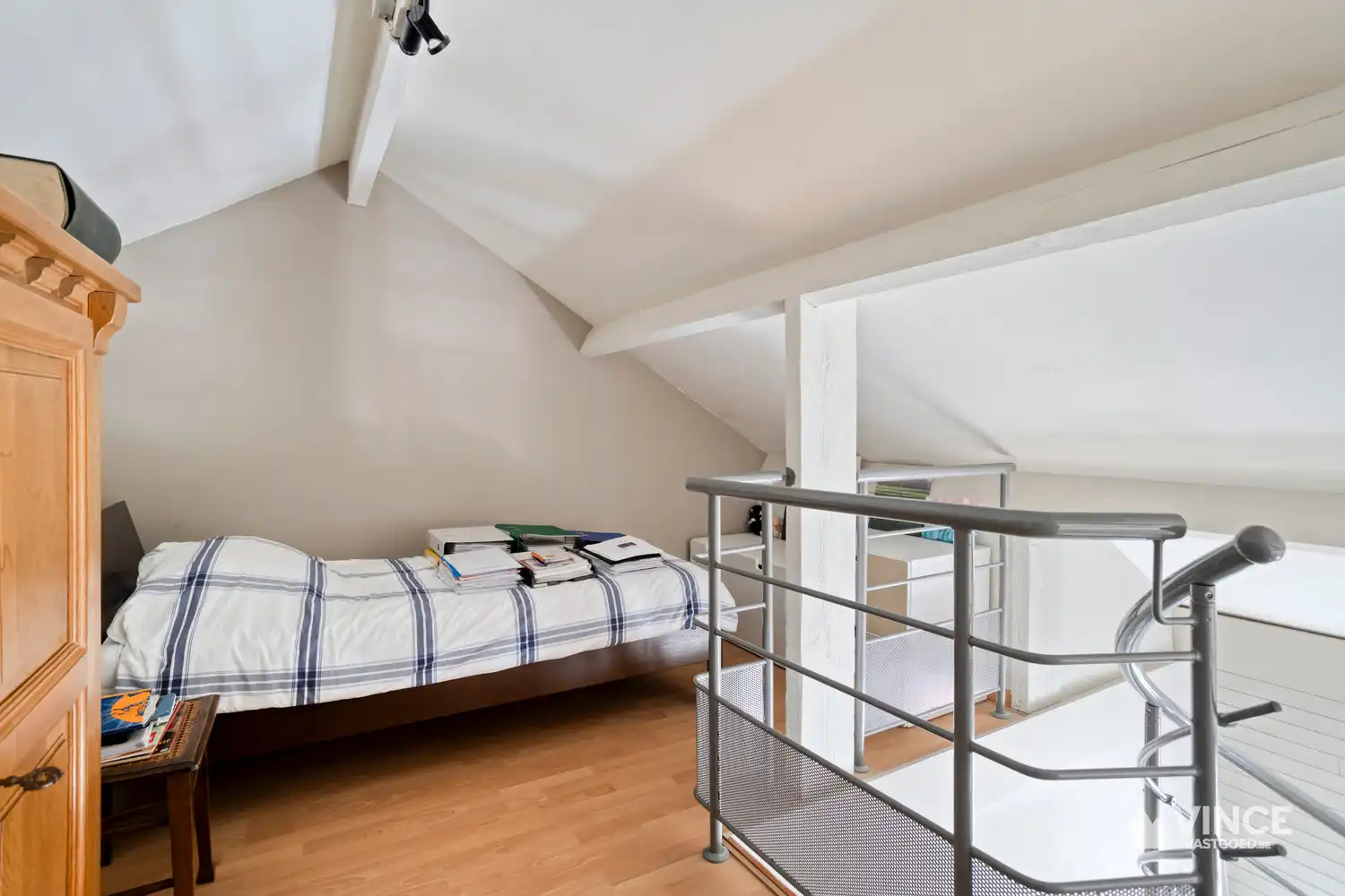 Instapklare, half-open woning met tuin in hartje Mariaburg foto 22