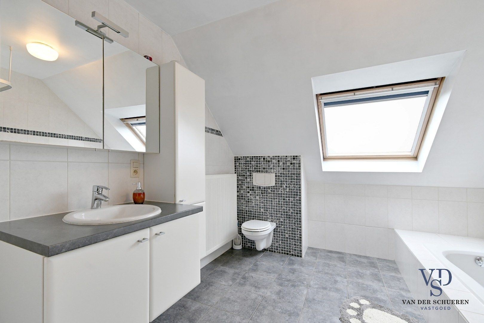 Comfortabel wonen in dit ruime duplex appartement foto 21