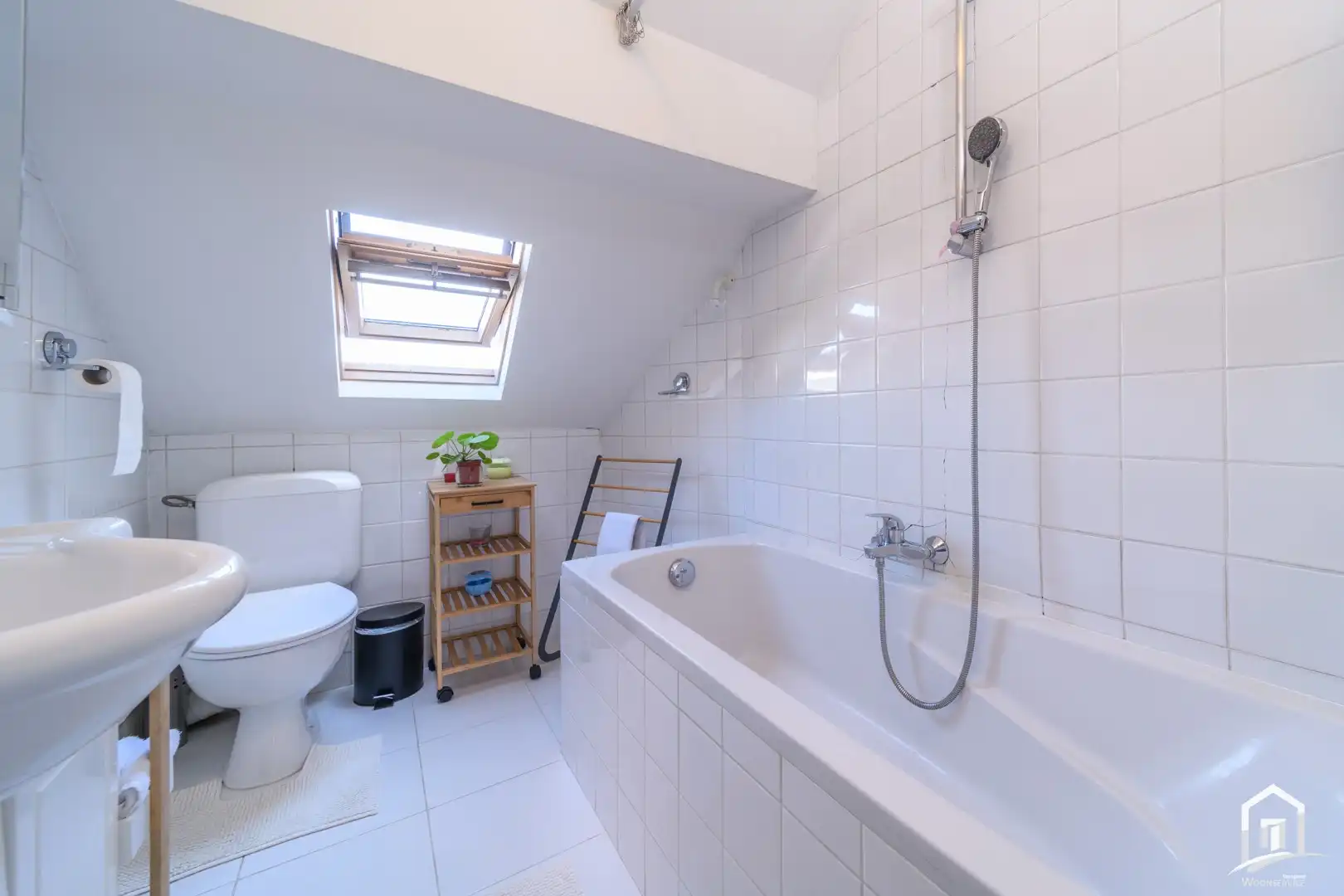 Ruime gezinswoning met commercieel gelijkvloers te Jette foto 16