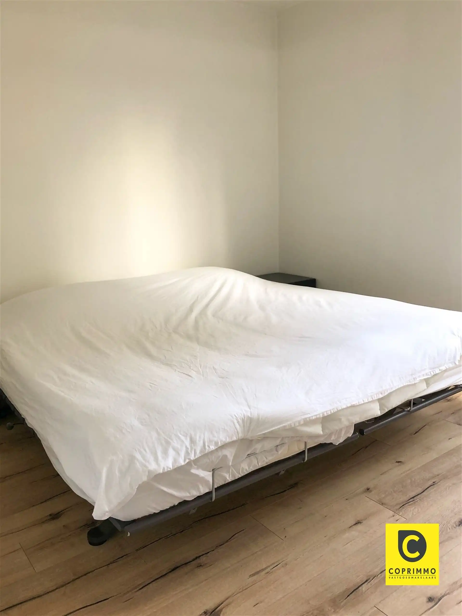 Instapklaar 3 slaapkamer appartement met zonnig terras, kelder en fietsenberging foto 49