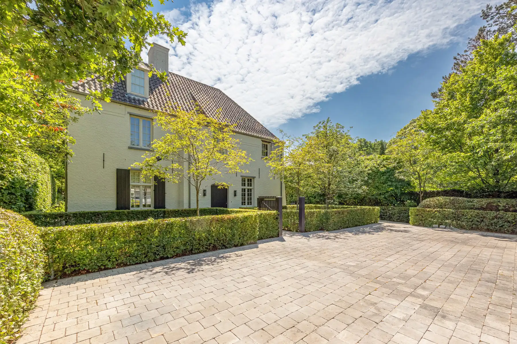 Tijdloze villa op ca. 1788 m² voor het centrum van Schilde foto 30